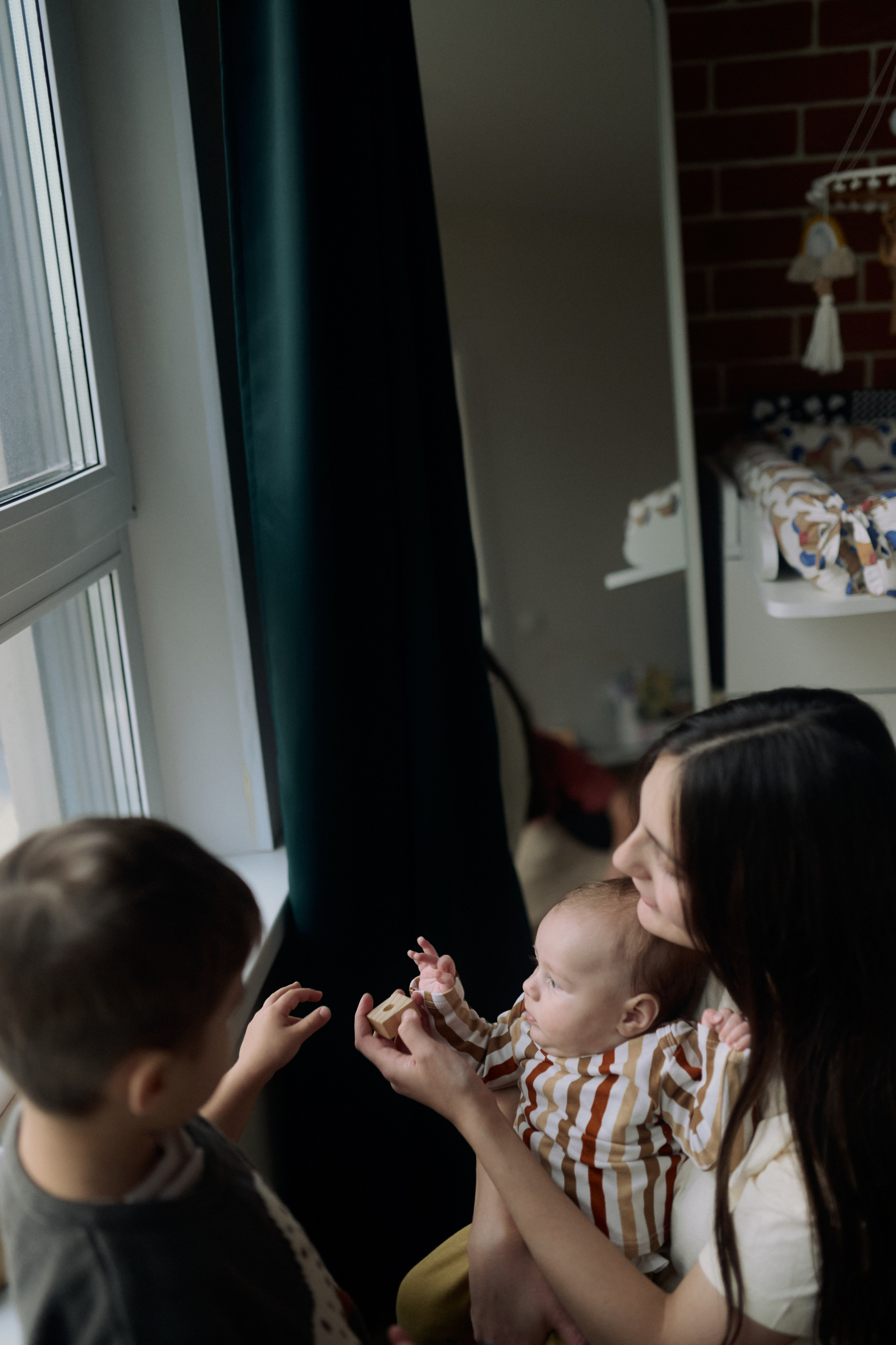 Эмир, Диана, Леон и Амин дома. Семейный и свадебный lifestyle-фотограф в Москве Мария Петрова
