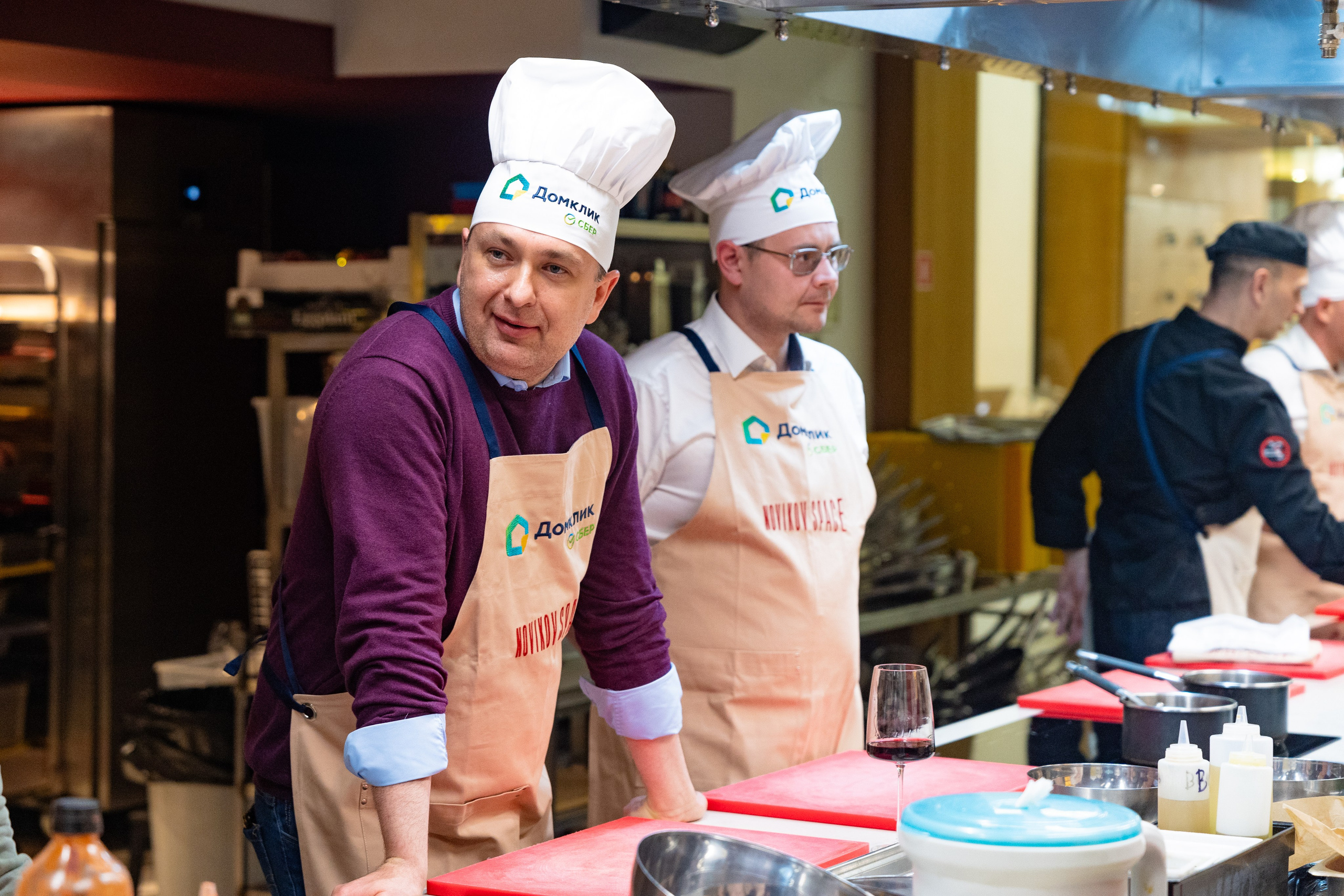 NOVIKOV SCHOOL — Умами зал. Фотограф Никита Комаров