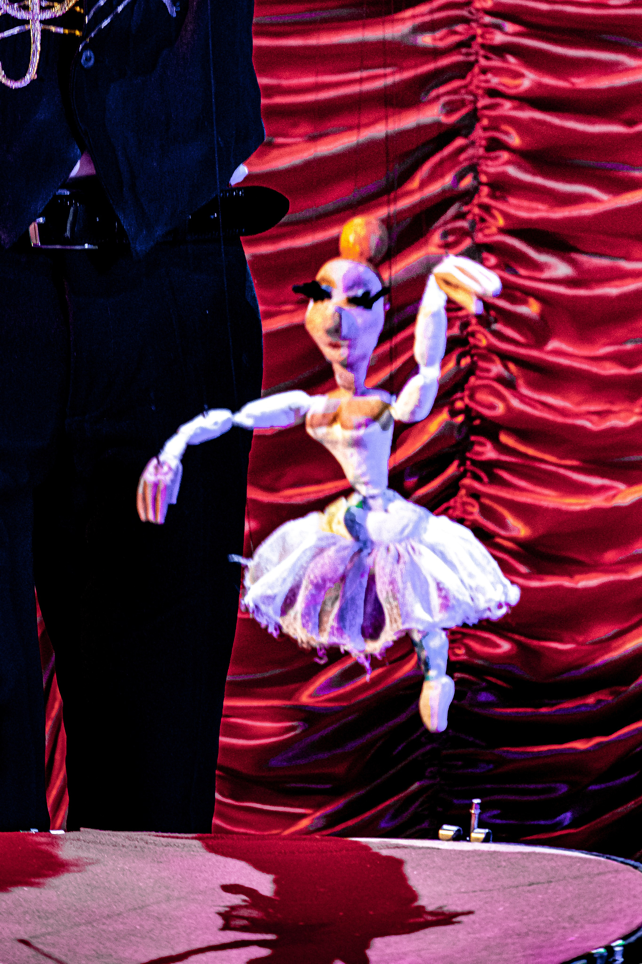 Цирк из Саквояжа спектакль театра САКВОЯЖ. Фотограф в Сочи Юрий Шептаев