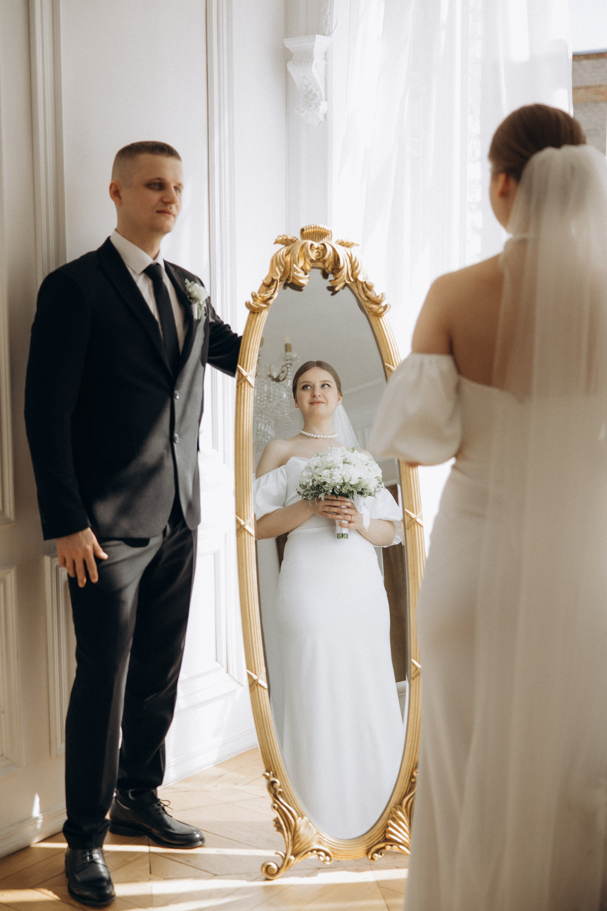 Свадебная фотосессия в фотостудии Пензы для Елены и Виктора