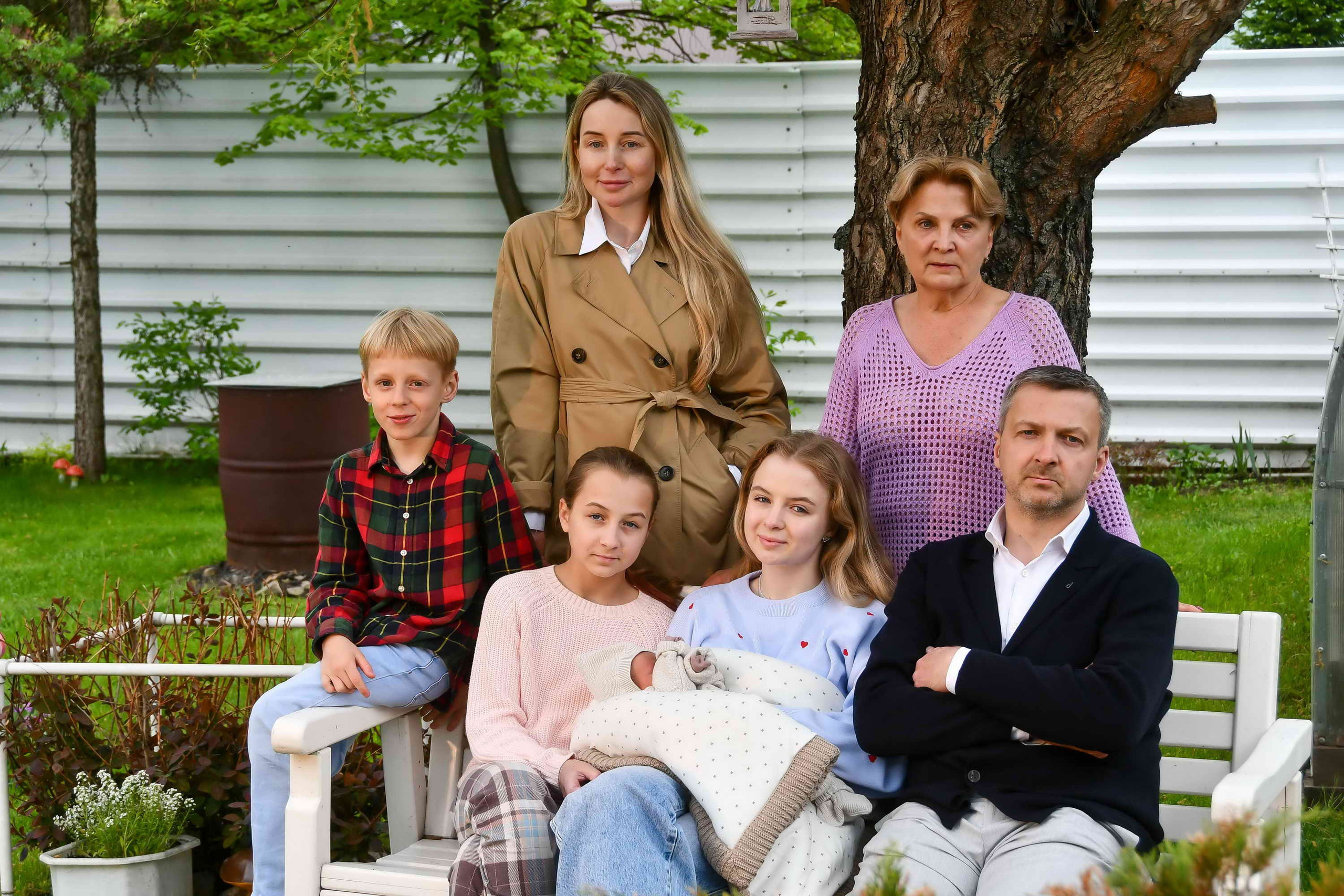 Выписка из роддома. Гуляния. Репортажный и детский фотограф в Новосибирске