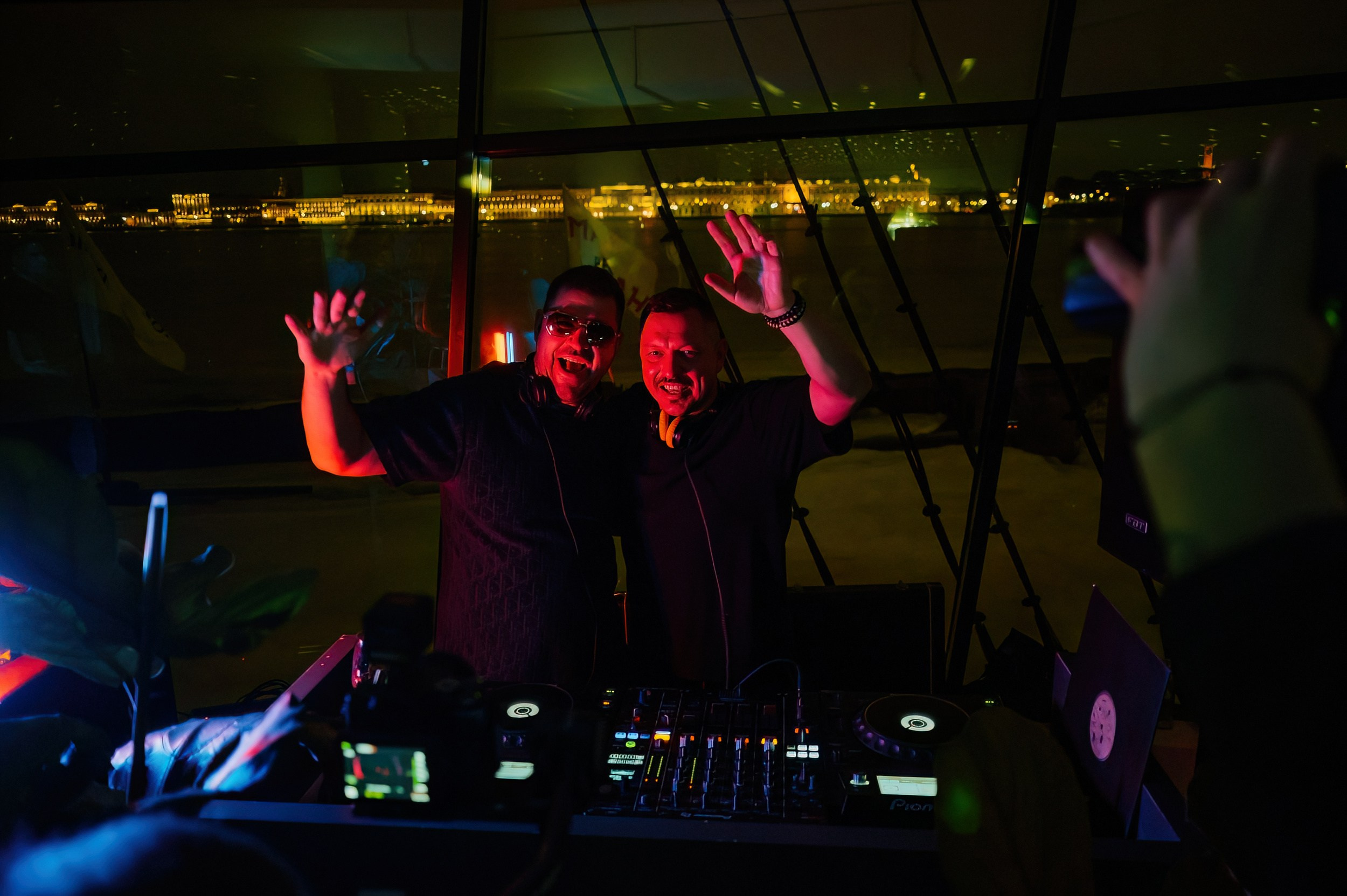 День Рождения DJ Андрей Вакуленко в Магадан. Коммерческий фотограф в Санкт-Петербурге Анна Кобзарь