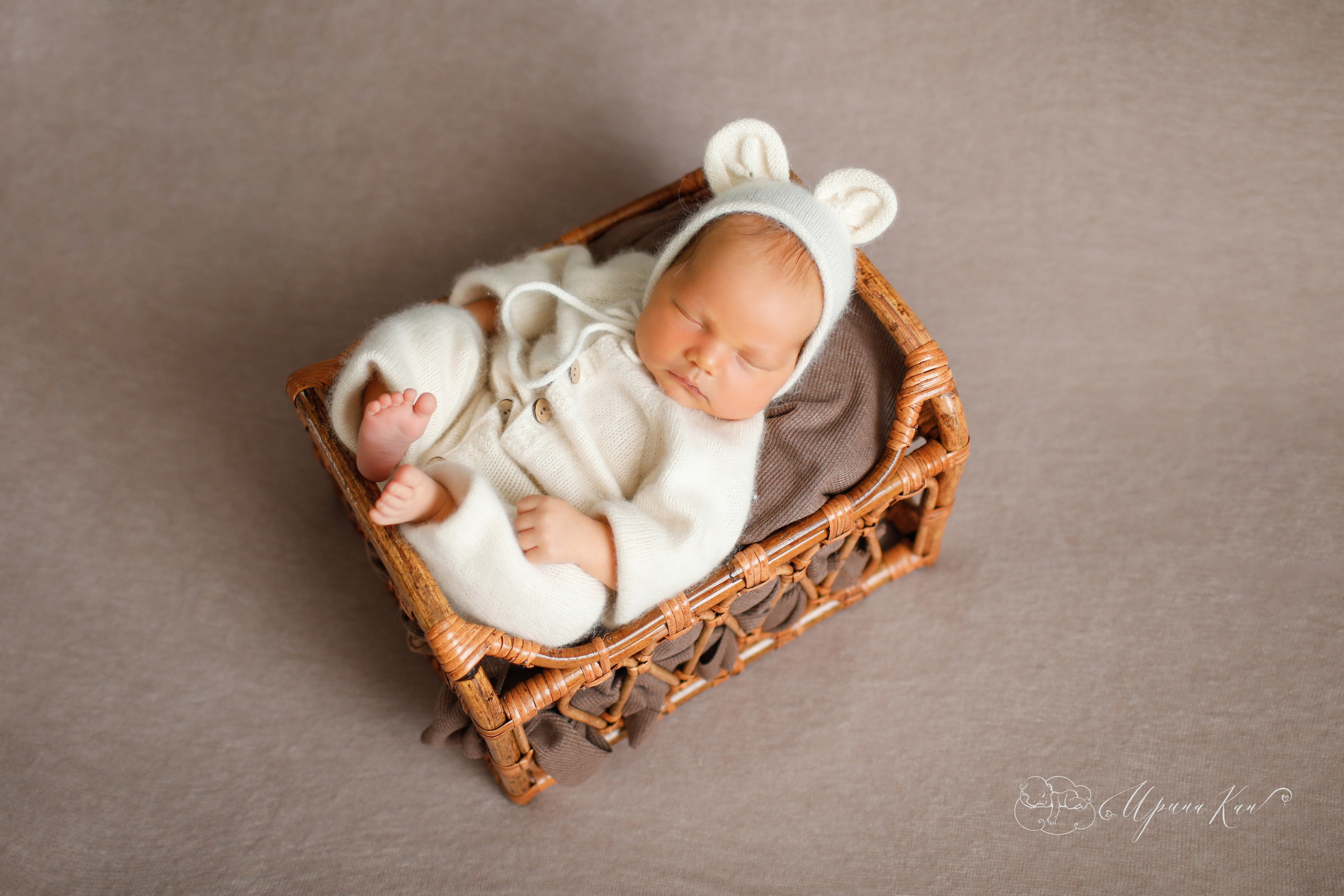 Фотосессия новорожденных Екатеринбург. Ирина Кан Фотограф новорожденных в Екатеринбурге