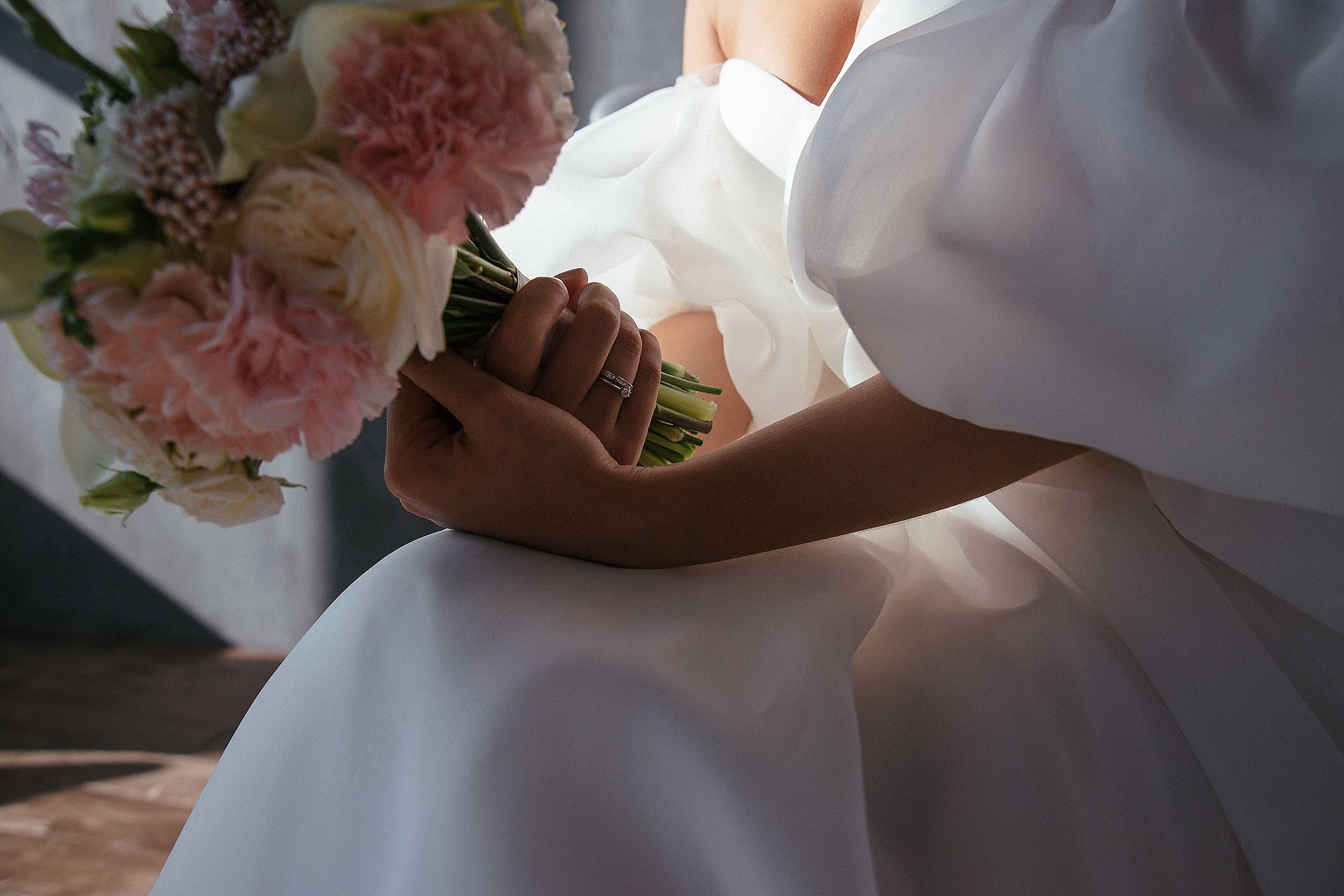 Свадебная студийная фотосессия в фотостудии MAIN. Свадебный  Фотограф Дарья Едапина Новосибирск. Фотограф Дарья Едапина Новосибирск