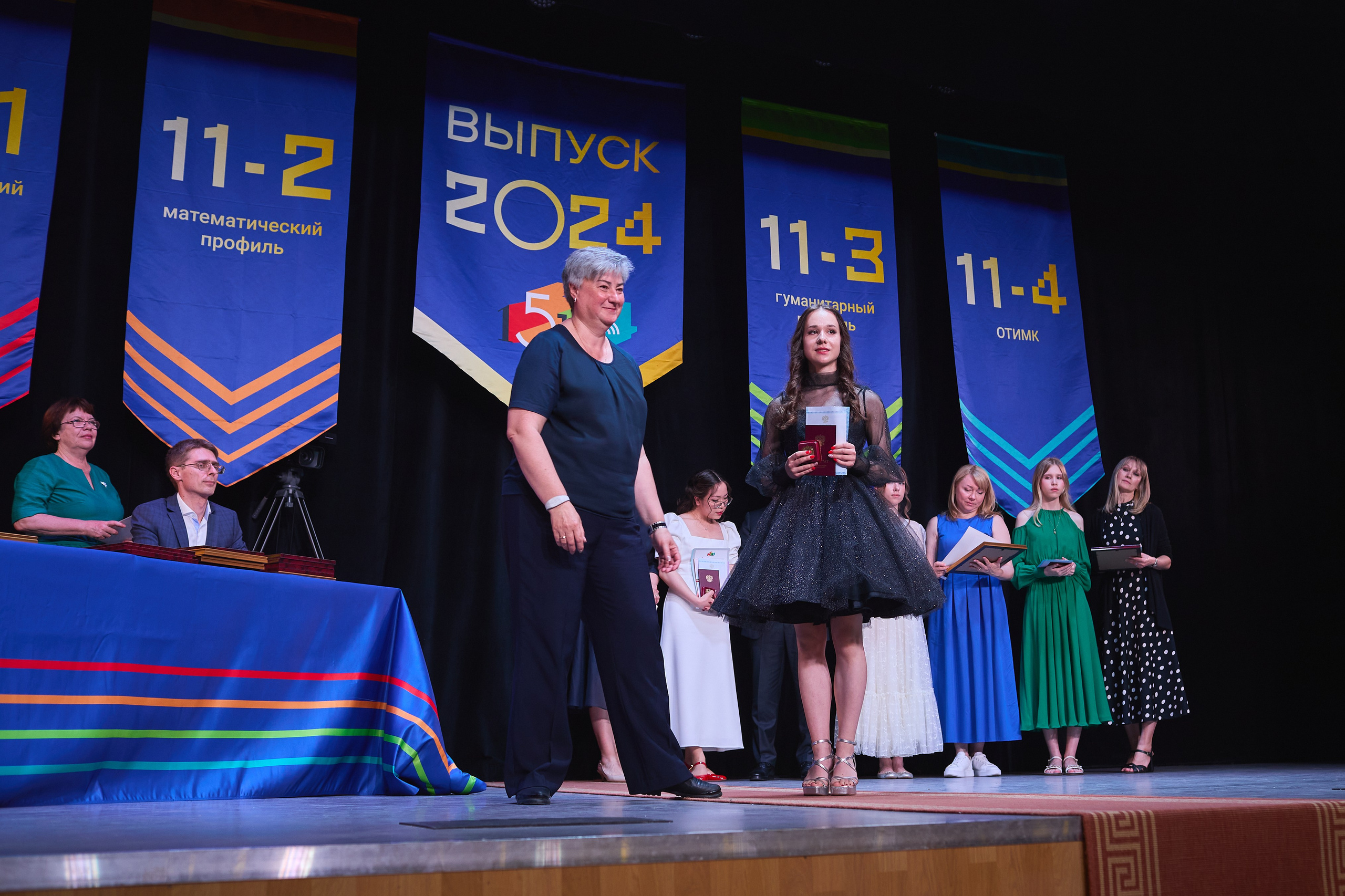 Выпускной 2024. Александр Осин — корпоративный и семейный фотограф в Москве