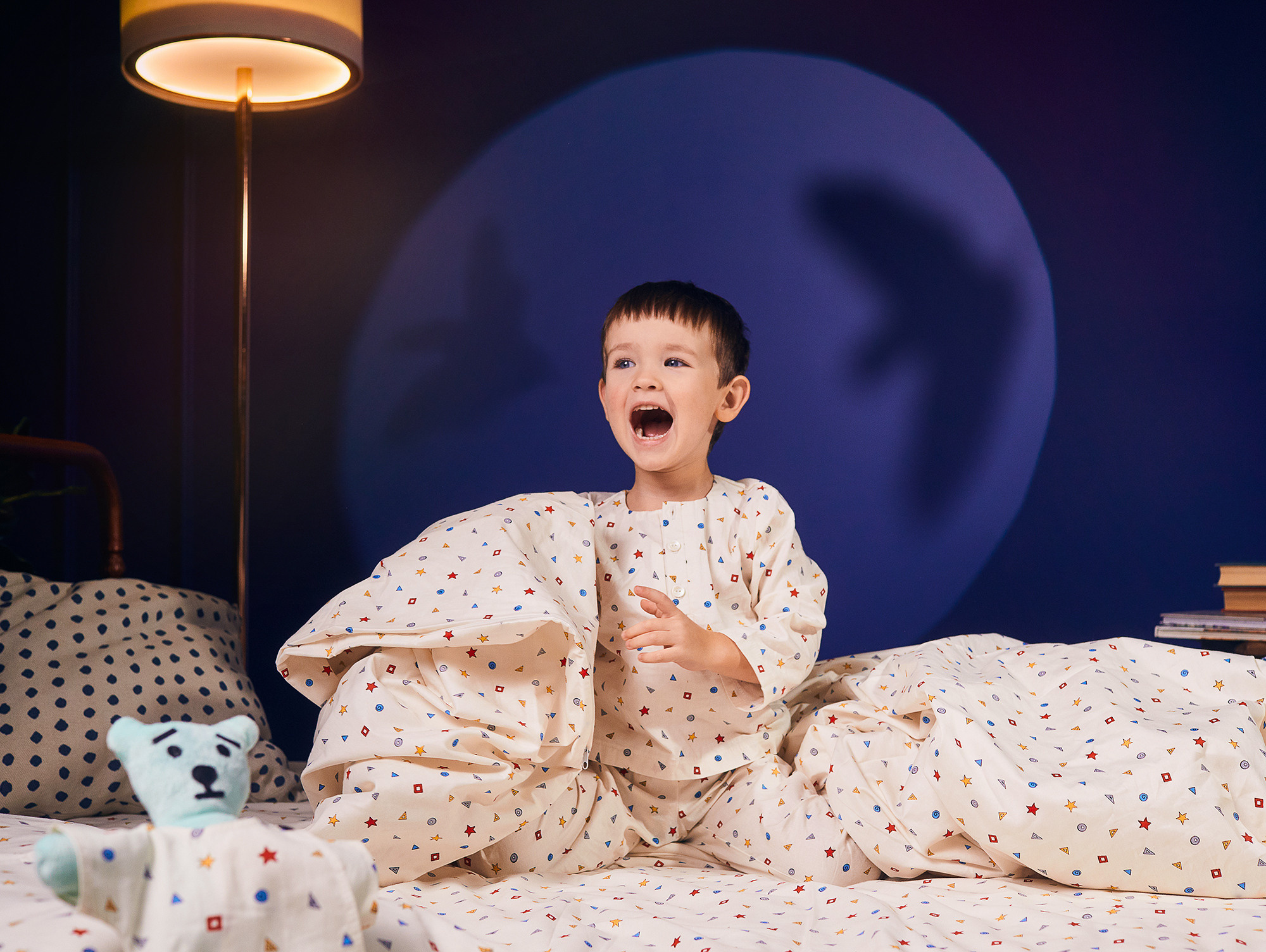 Фотосъемка для бренда постельного белья и пижам Москва. Рекламный, фешн фотограф Дима Куб Москва, Санкт-Петербург