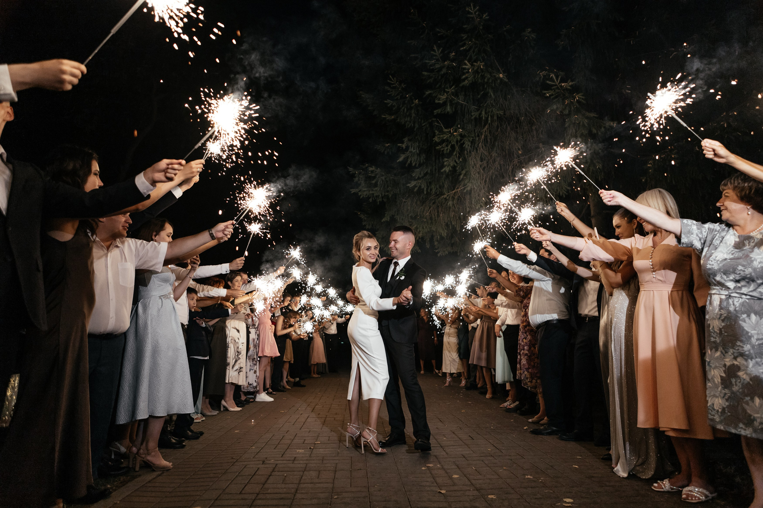 Свадебный фотограф Уфа — Руслан ГабдлисламовЖивые эмоции, красивые кадры, воспоминания на всю жизнь.Работаю по всей Республике Башкортоста. Свадебный фотограф Уфа Руслан Габдлисламов