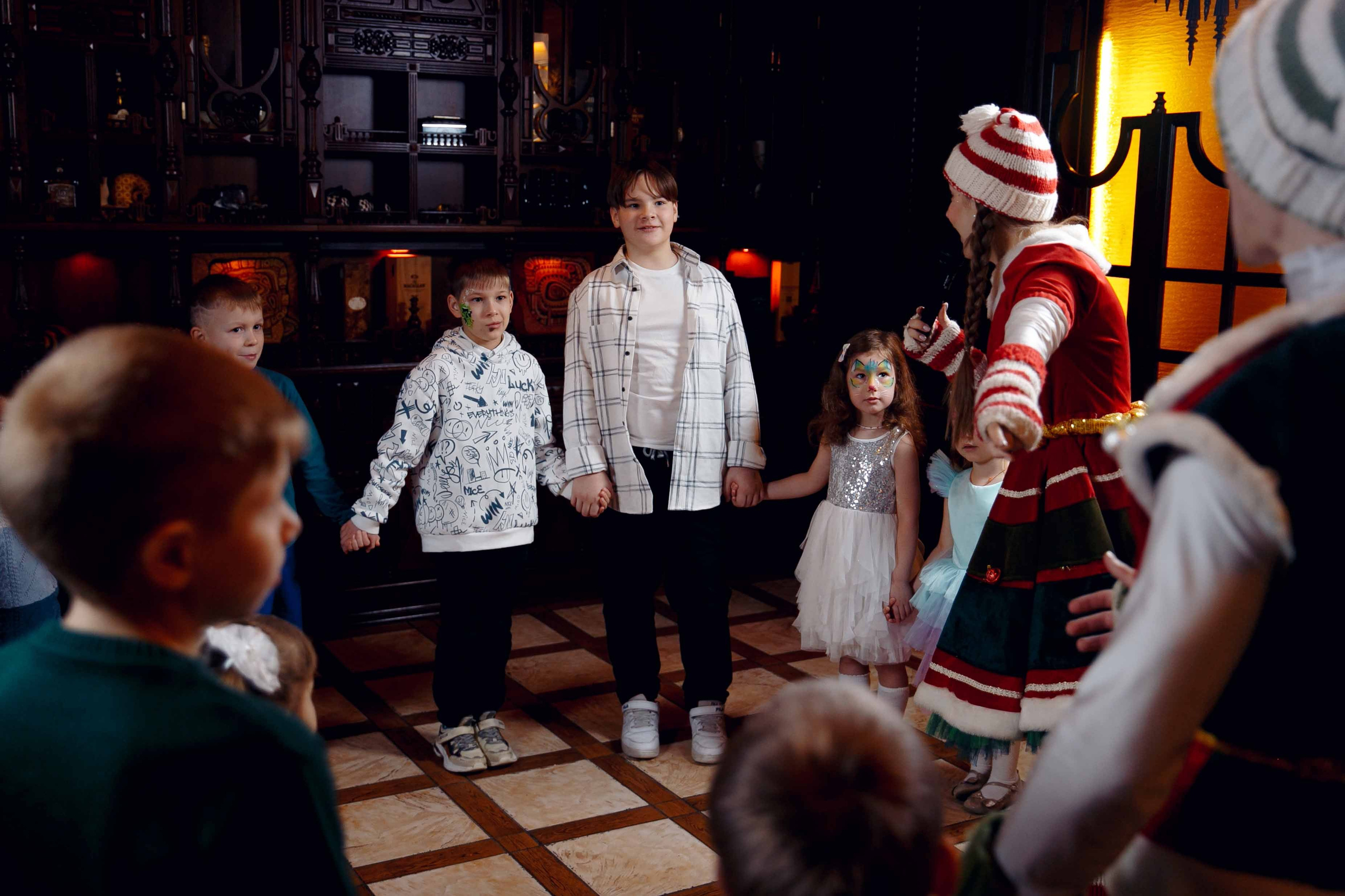 Елка в «Пенатах». Ваш репортажный фотограф Артемий Антонов