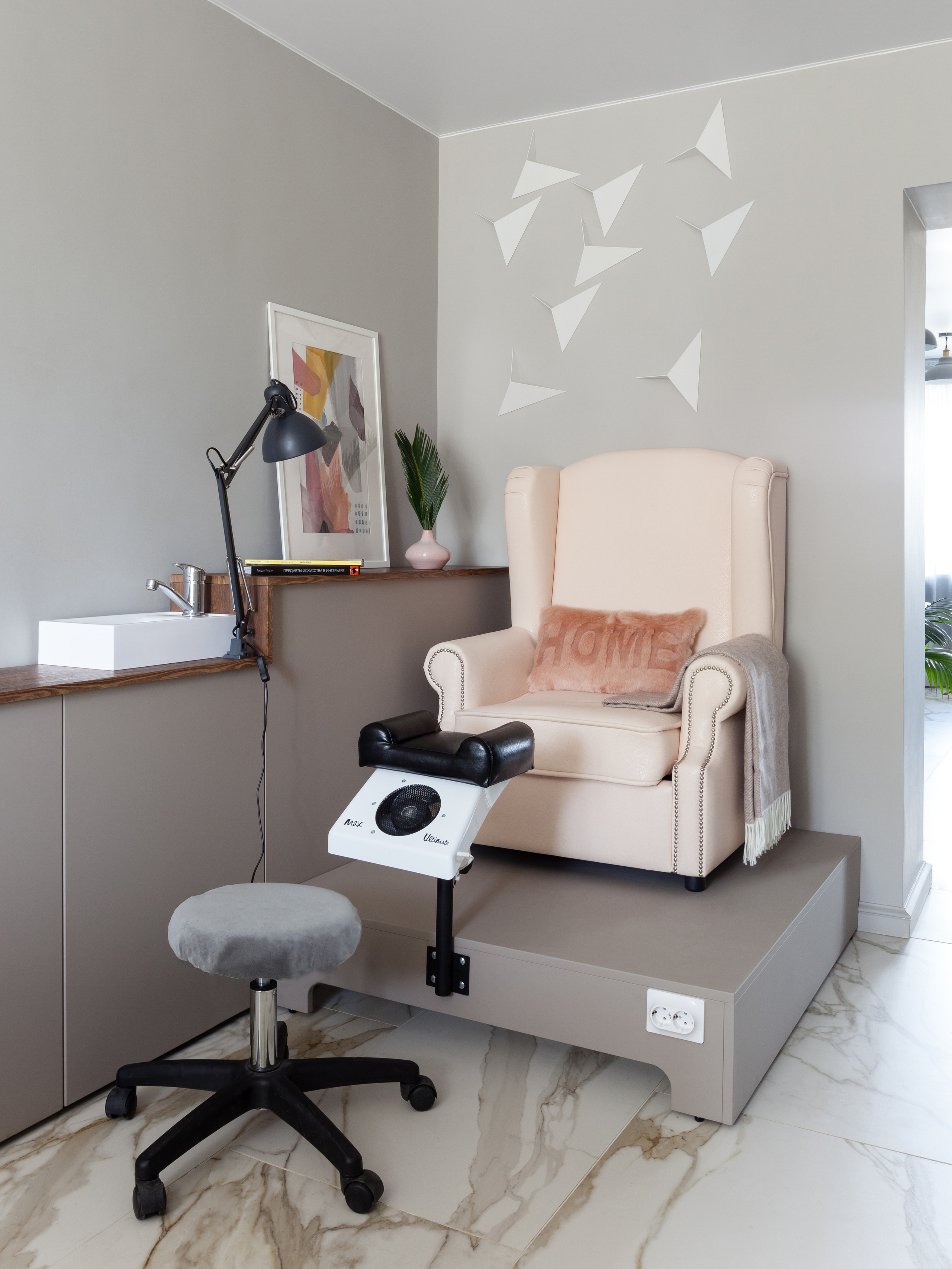 Салон красоты г. Юрюзань. Наталья Мавренкова интерьерный фотограф, декоратор в Санкт-Петербурге