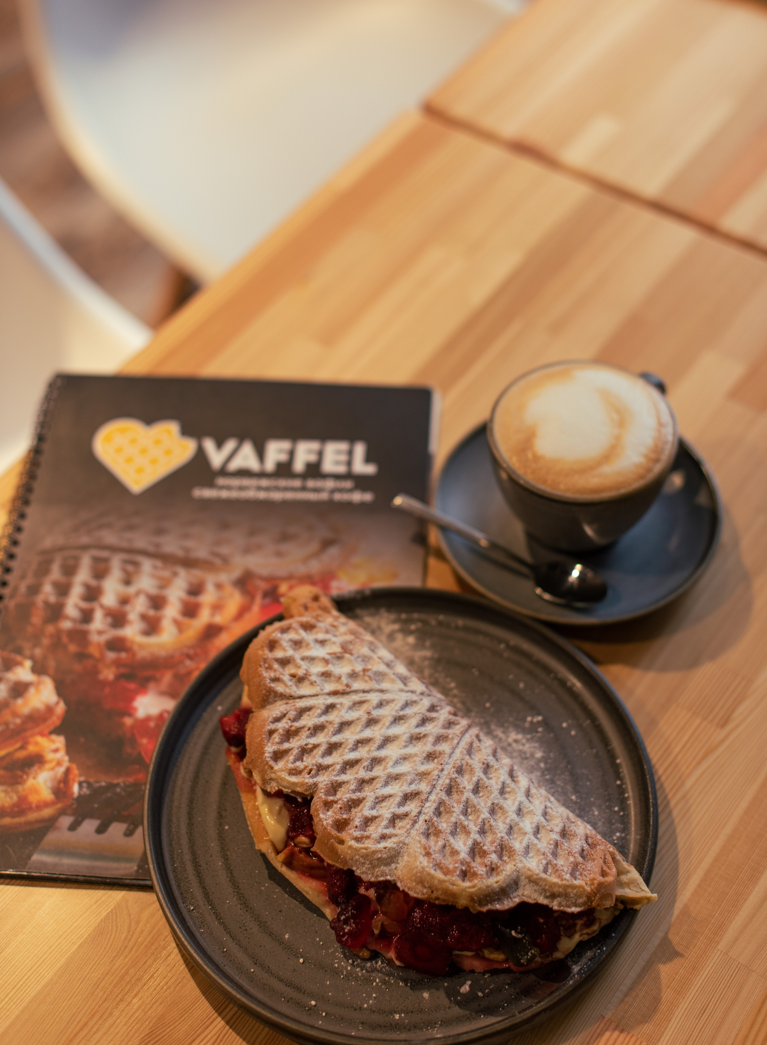 Съемка для кафе Vaffel. Женский фотограф в Москве и МО