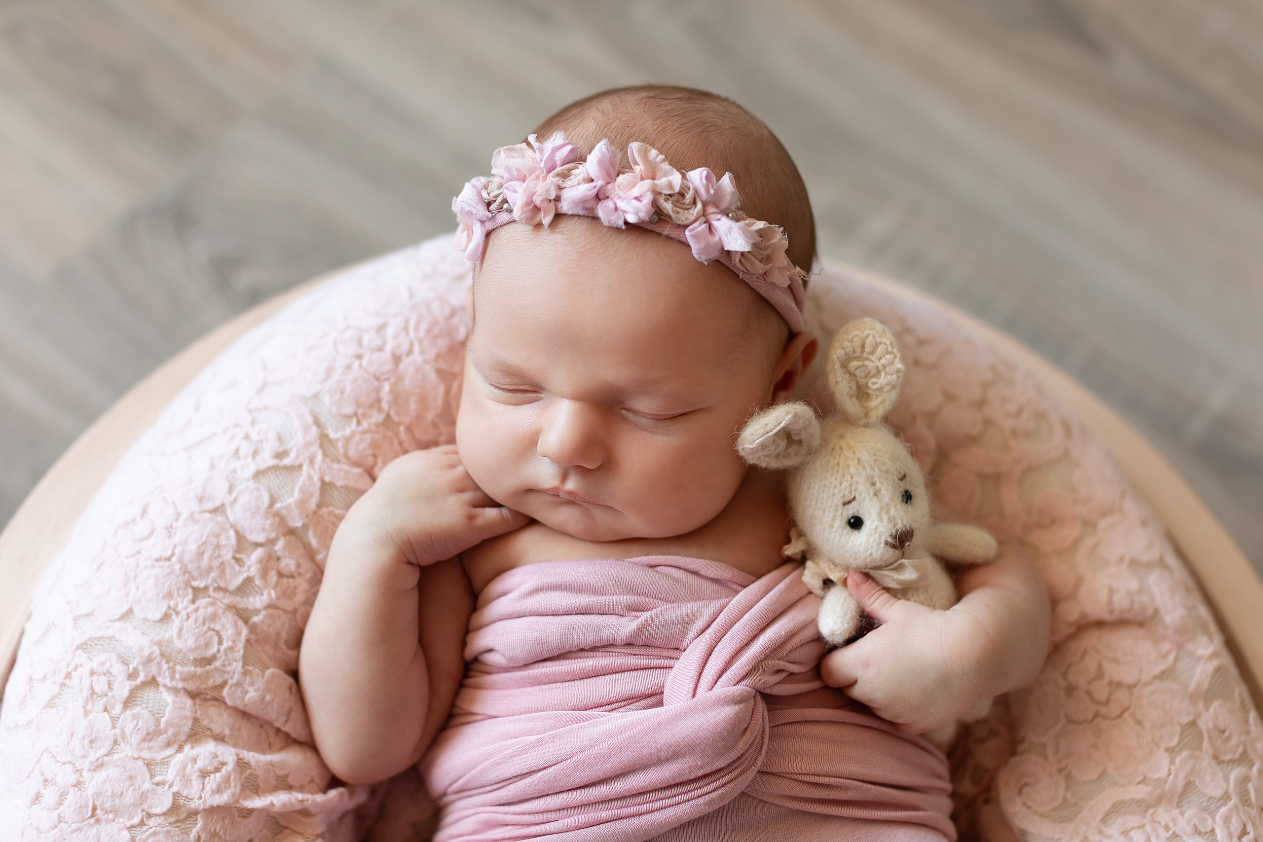 PH @bestmoments_newborn. Retoucher Aleksmokh