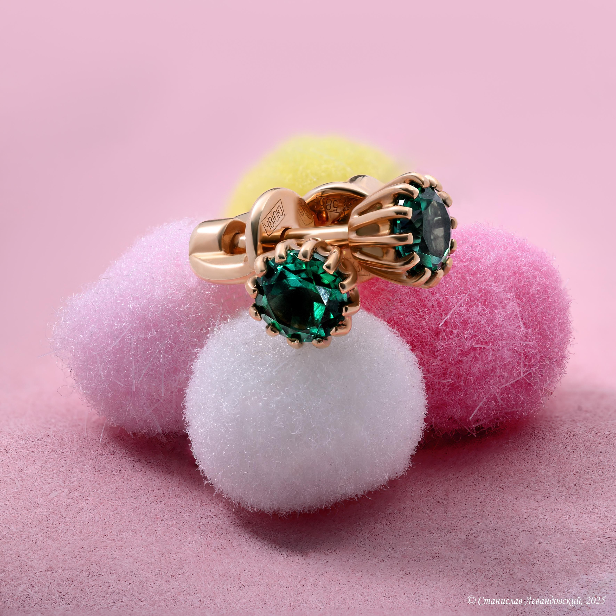 Предметы с глянцевой поверхностью. Предметный фотограф в Москве Станислав Левандовский