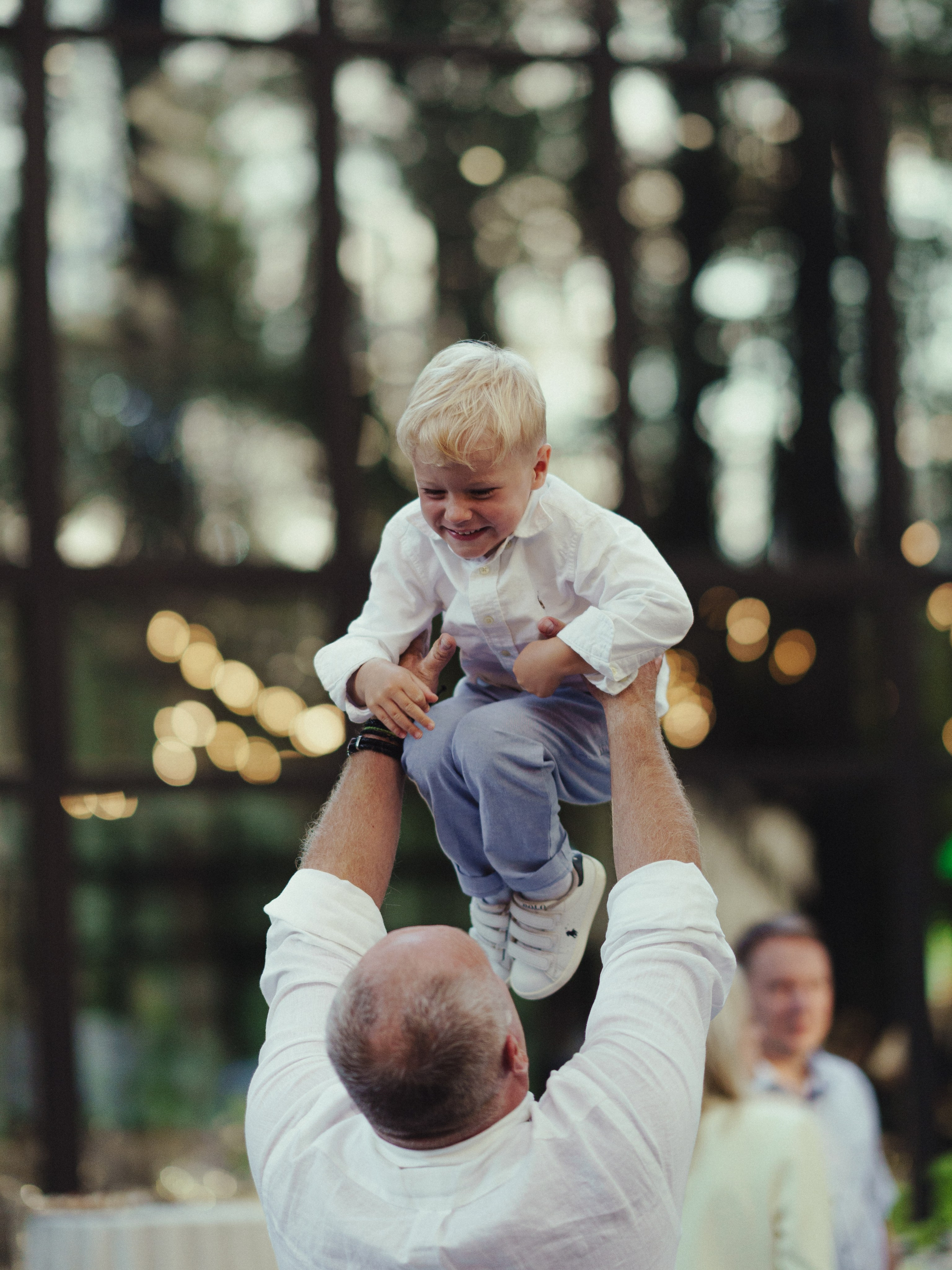 И даже птицы им пели песни. Свадебный фотограф Наташа Алешина