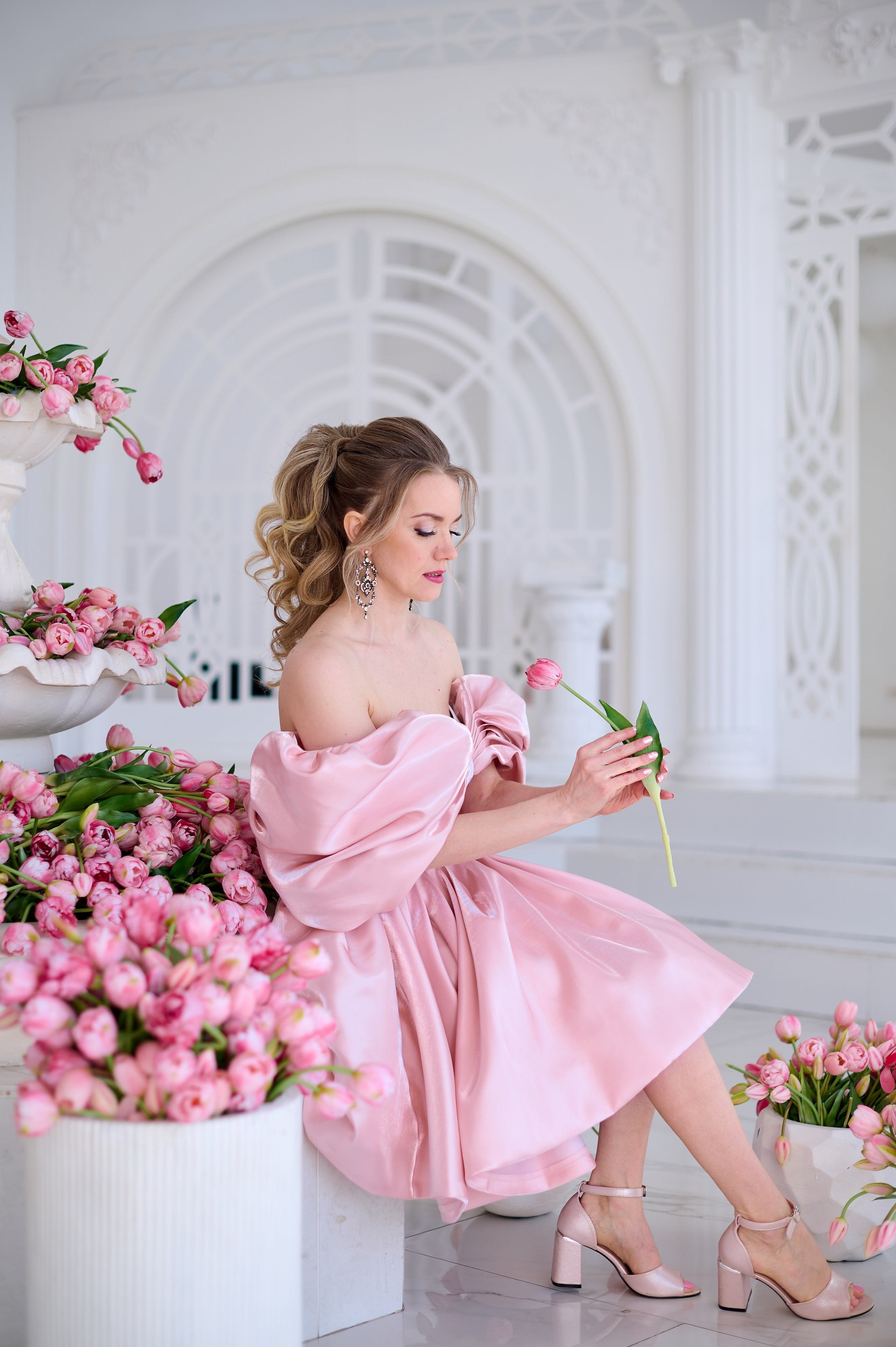 Яркая съёмка в цветочном интеръере. Семейный и женский фотограф в Москве Зоя Бучерова