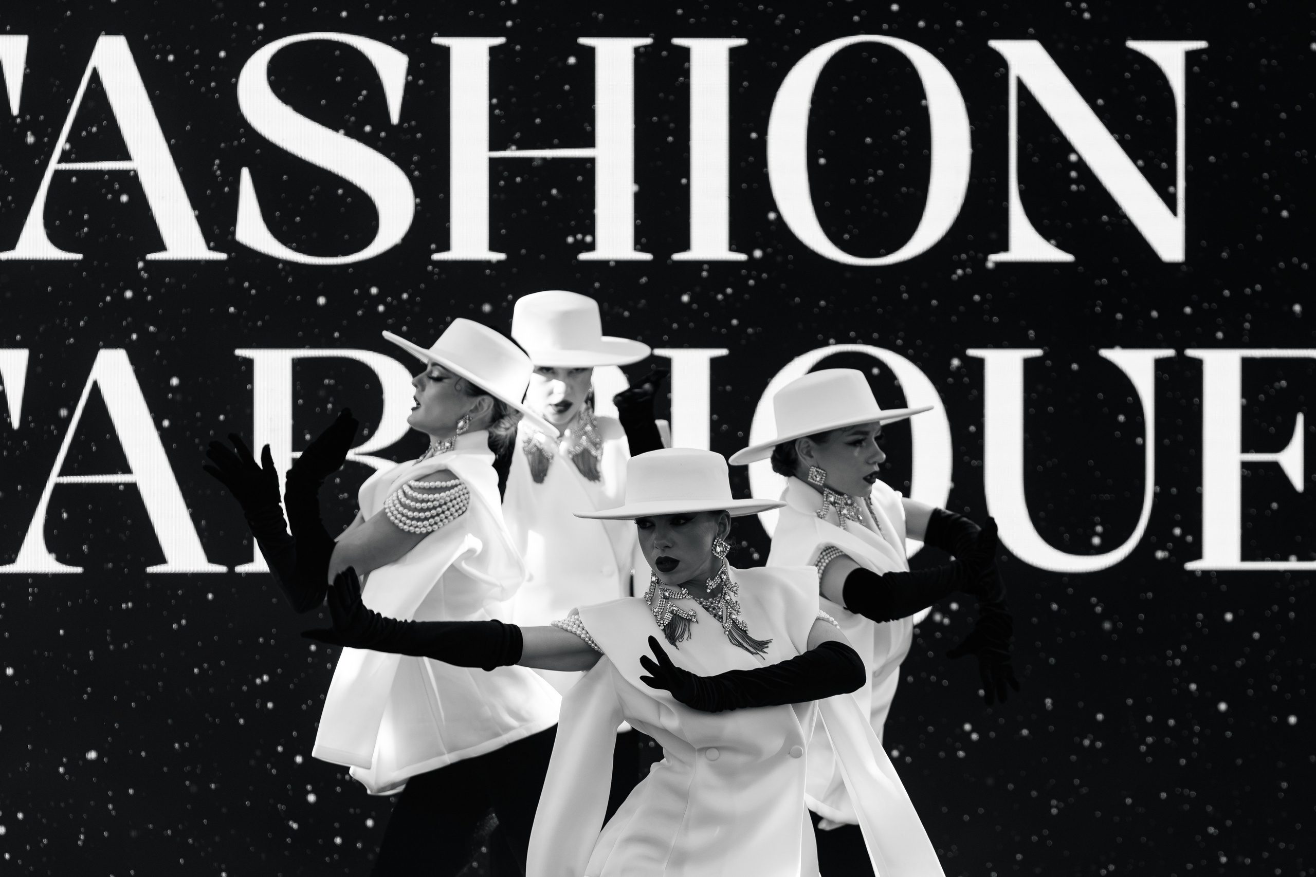 Fashion Fabrique. ILIAS BLACK — Фотограф свадеб и мероприятий в Минске и Беларуси