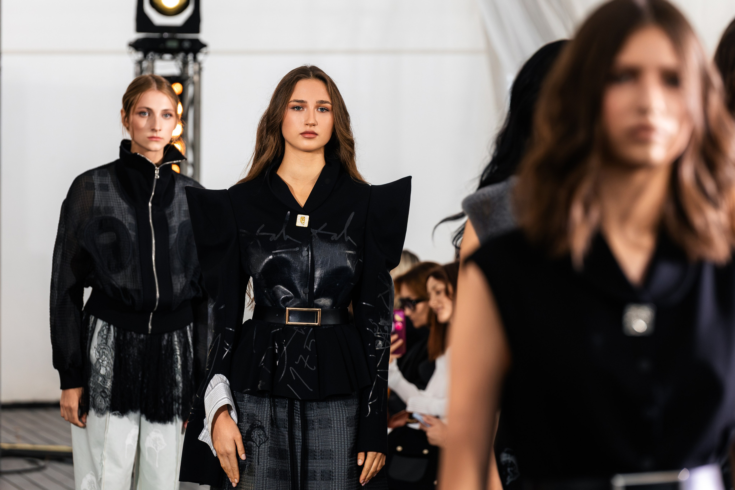 Fashion Fabrique. ILIAS BLACK — Фотограф свадеб и мероприятий в Минске и Беларуси