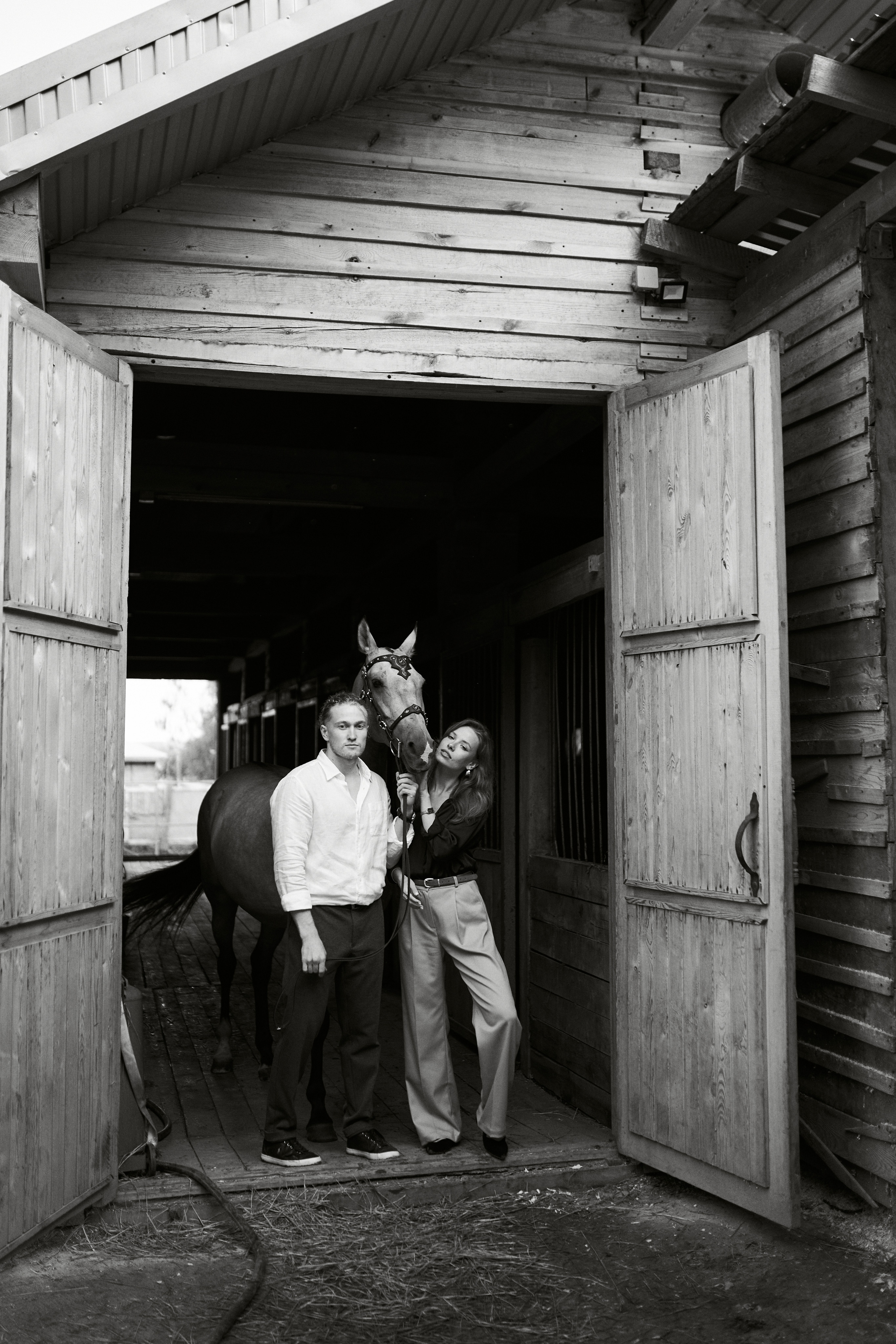 Алина и Макс в КК «Каприоль». Фотосессии с лошадьми в Москве, Новосибирске