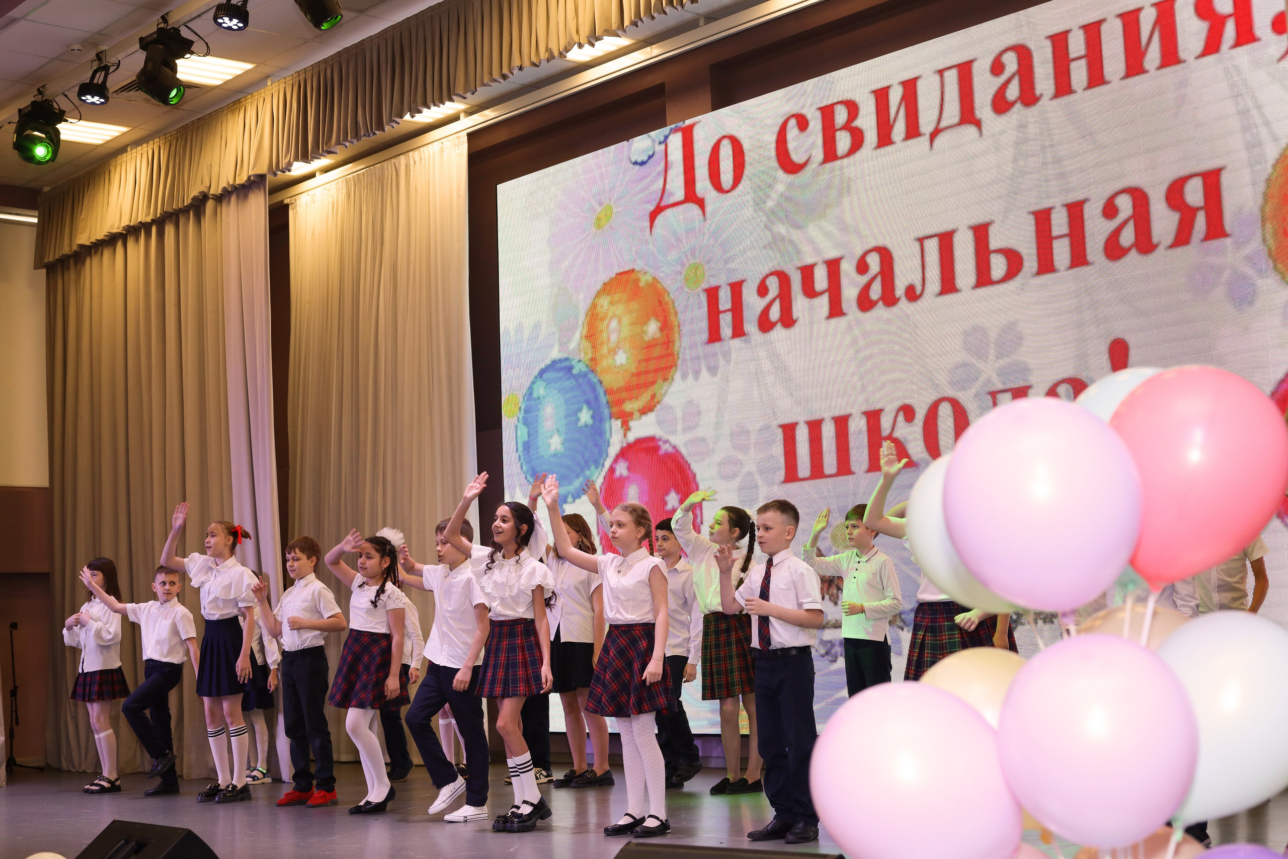 Выпускные альбомы. Женский, детский, семейный фотограф в Краснодаре Юлия Избенко