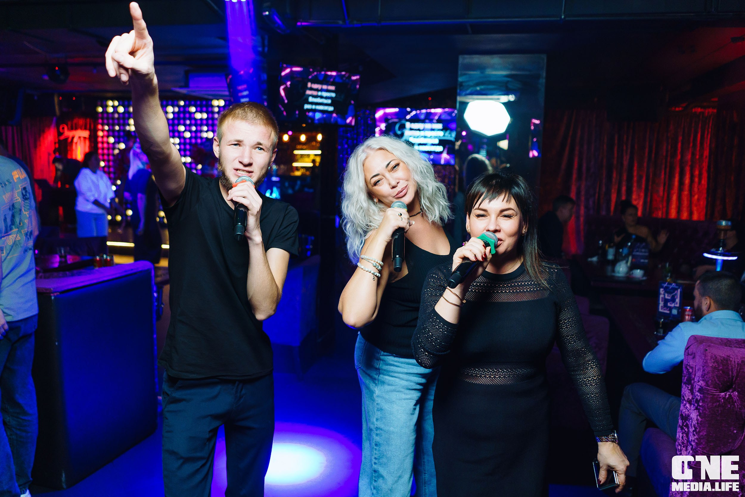 Фоторепортаж из караоке-клуба Эйфория. One Media Life: фоторепортажи, фотоотчеты с мероприятий и заведений