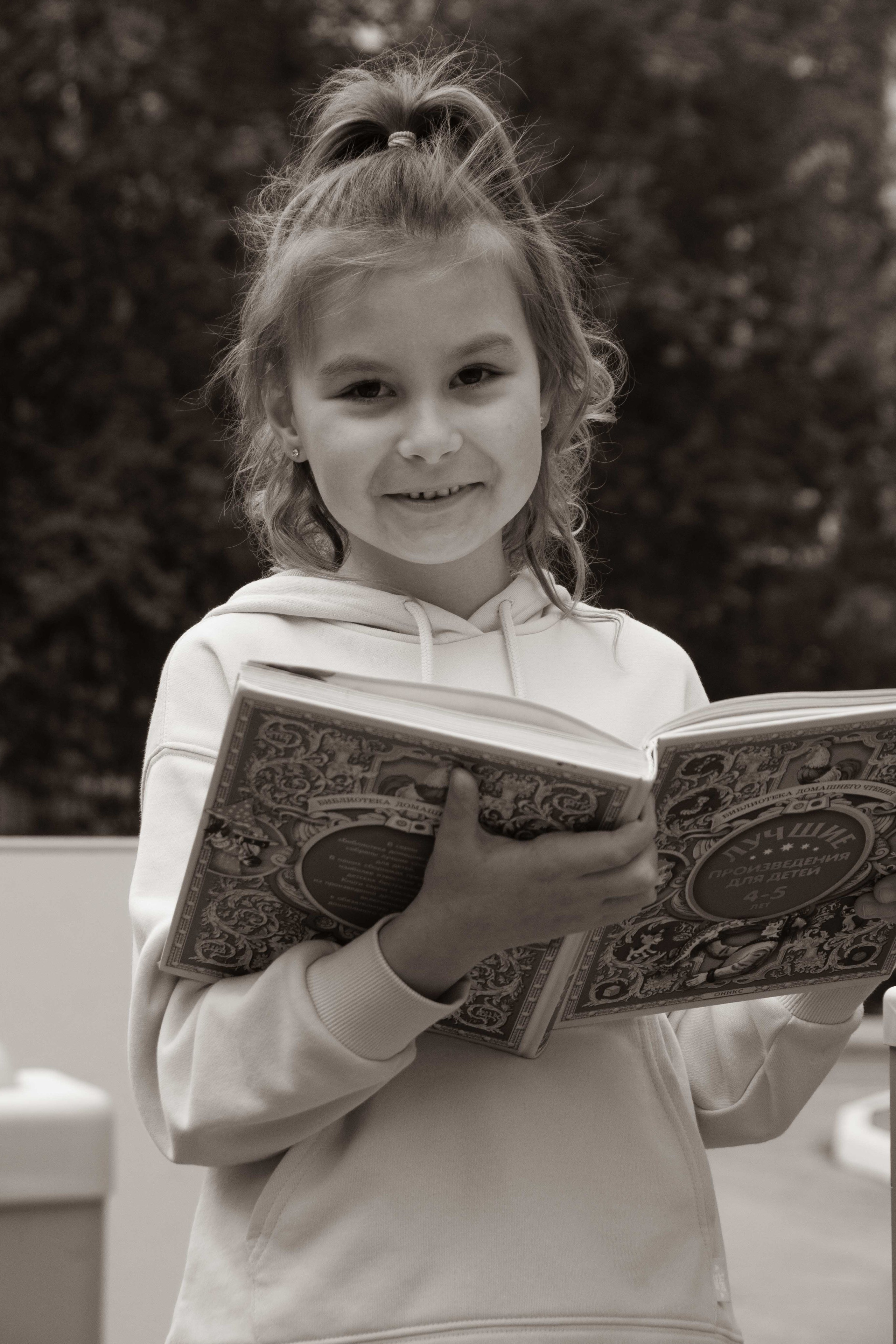 2023 г. Портреты выпускников. Репортажный и детский фотограф в Новосибирске