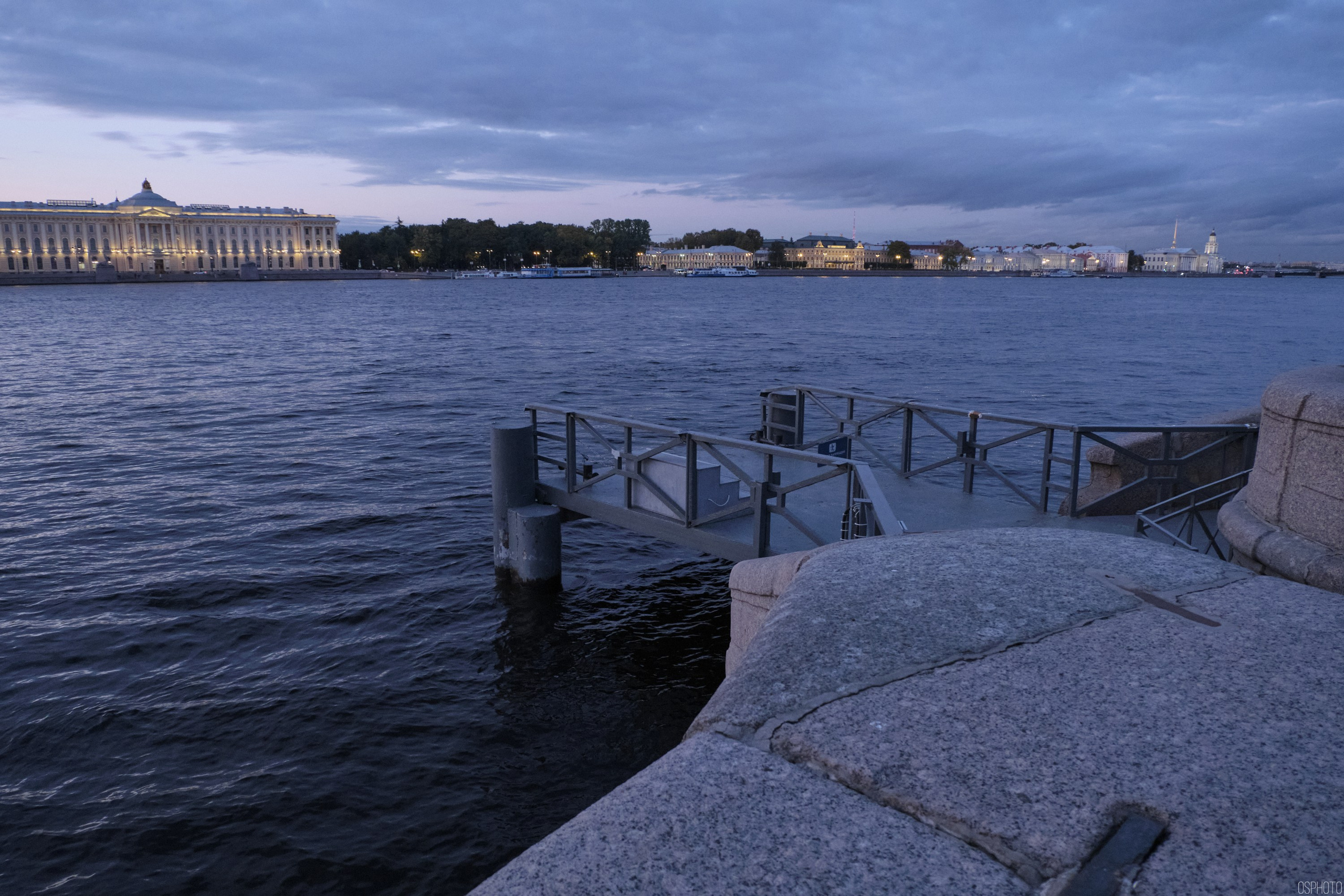 Санкт-Петербург. Фотографъ Сергѣевъ. Поймать мгновеніе