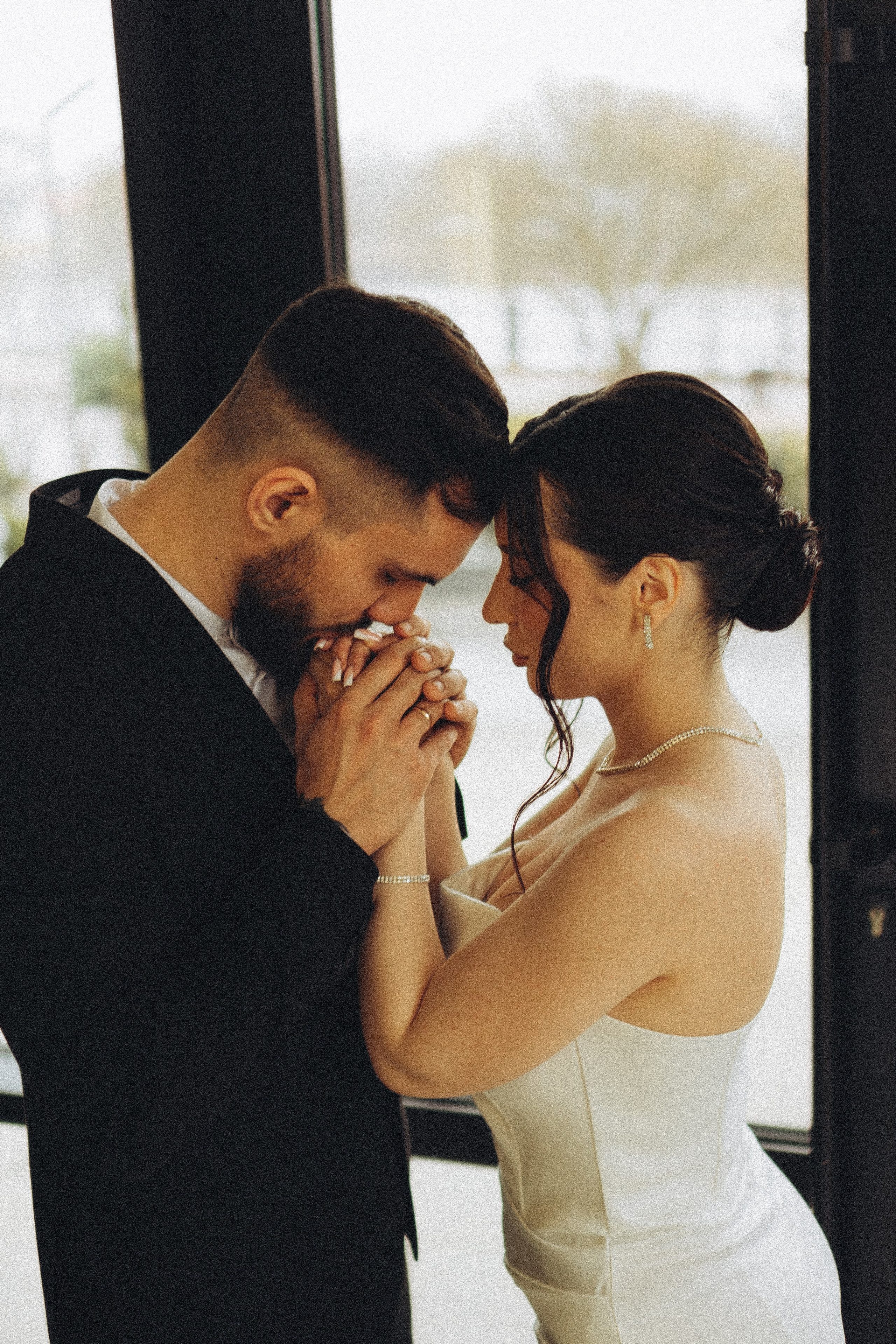 СВАДЕБНАЯ СЬЕМКА СБОРОВ ЖЕНИХА И НЕВЕСТЫ В ОТЕЛЕ И ТАКЖЕ ФОТОСЕССИИЯ В ОТЕЛЕЕ МЕГАПОЛИС БРЯНСК. Профессиональный фотограф, Санкт-Петербург — Виктория Богомолова