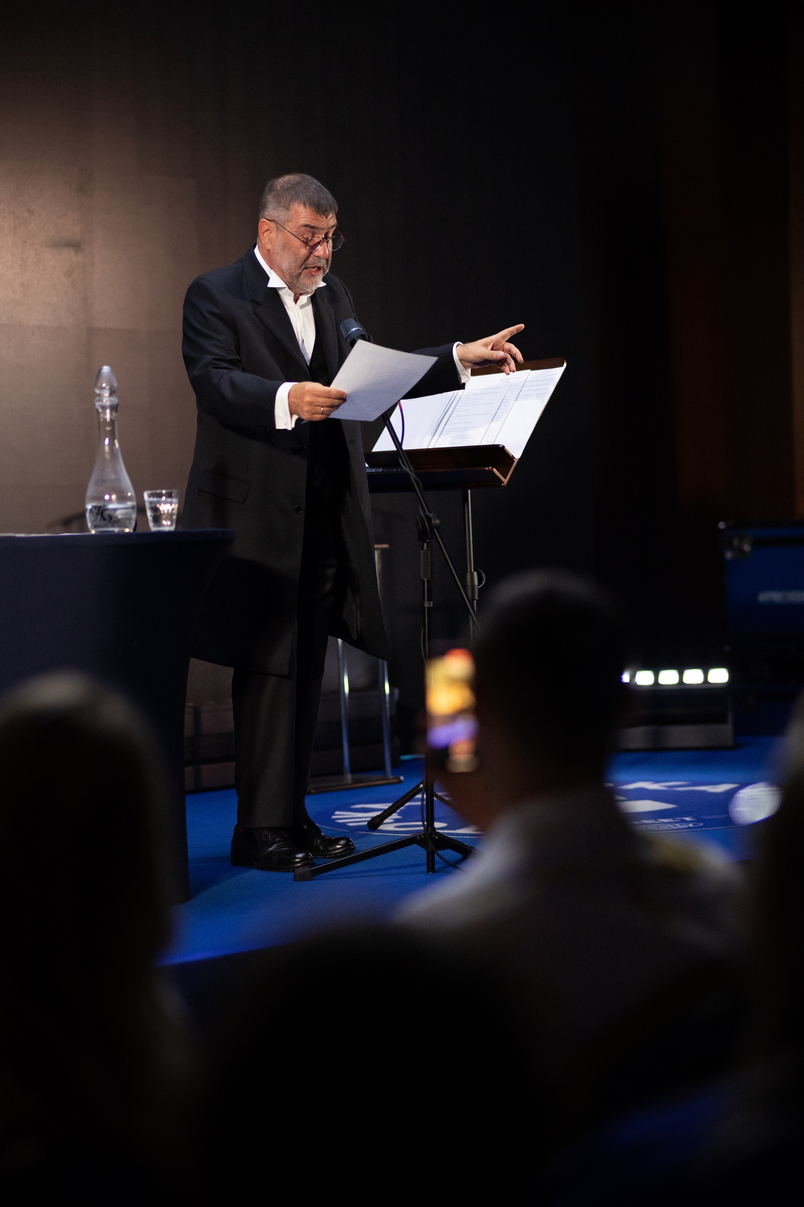 ЕВГЕНИЙ ГРИШКОВЕЦ [СПЕКТАКЛЬ]. Арина Тамочкина. Фотограф Краснодарю