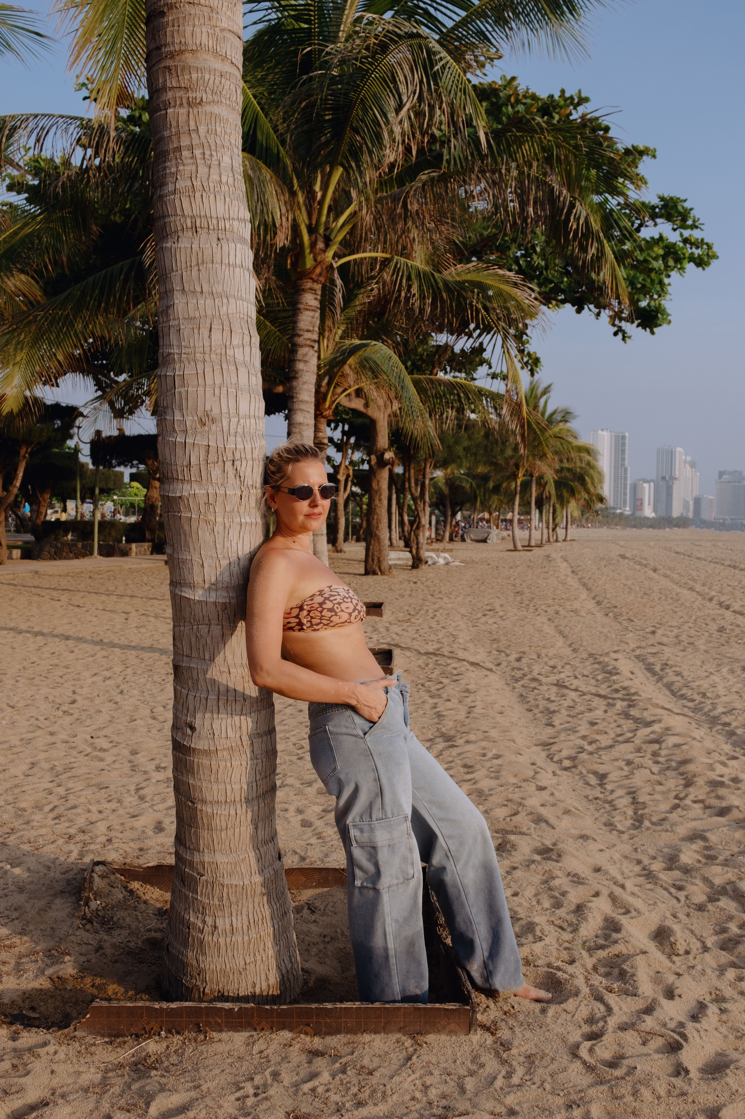 Daria. Painting "At dawn". Portrait photographer Nha Trang | Julia Meshanina