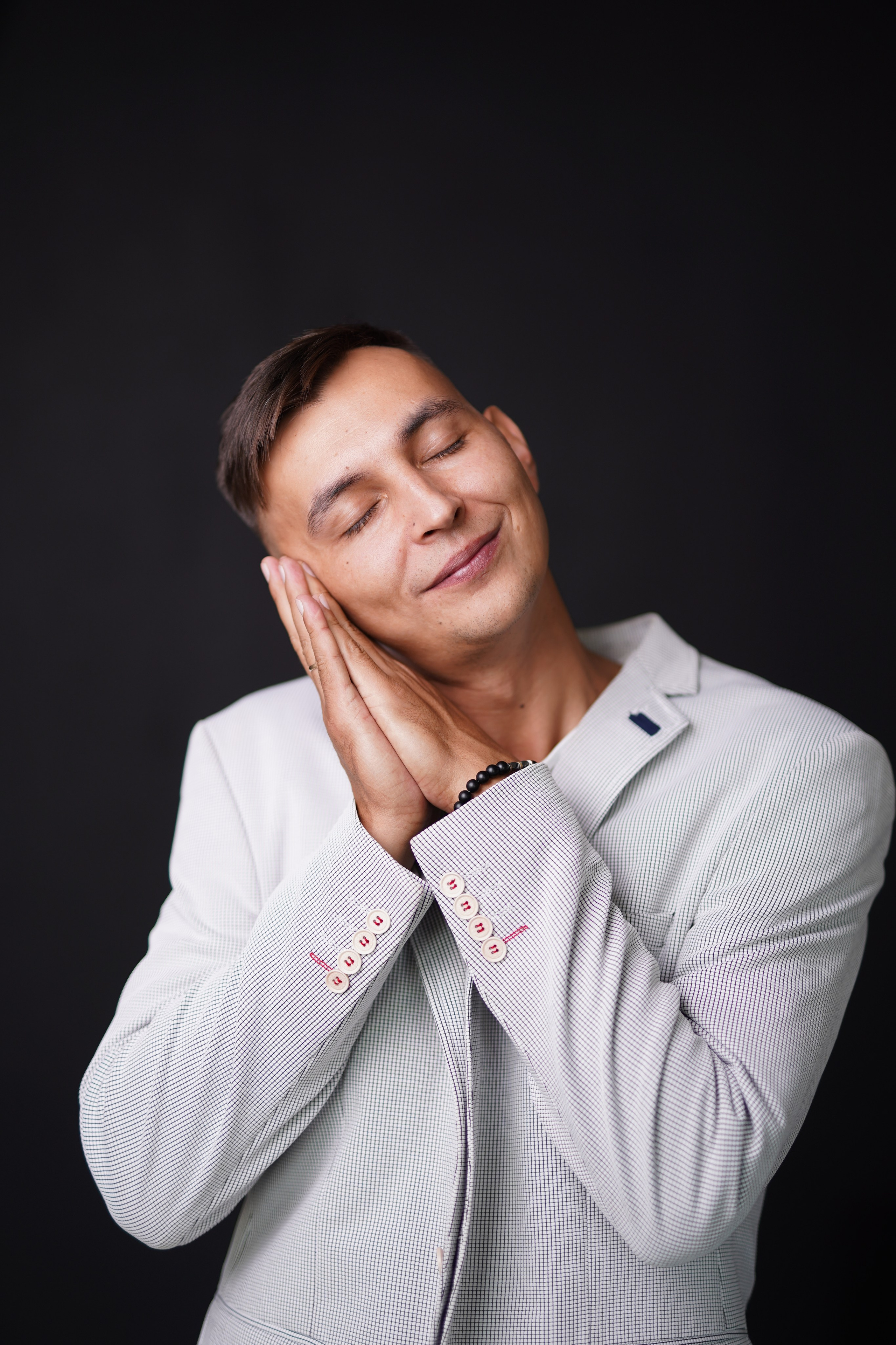 Ведущий раз. Свадебный и репортажный фотограф в Уфе и по России