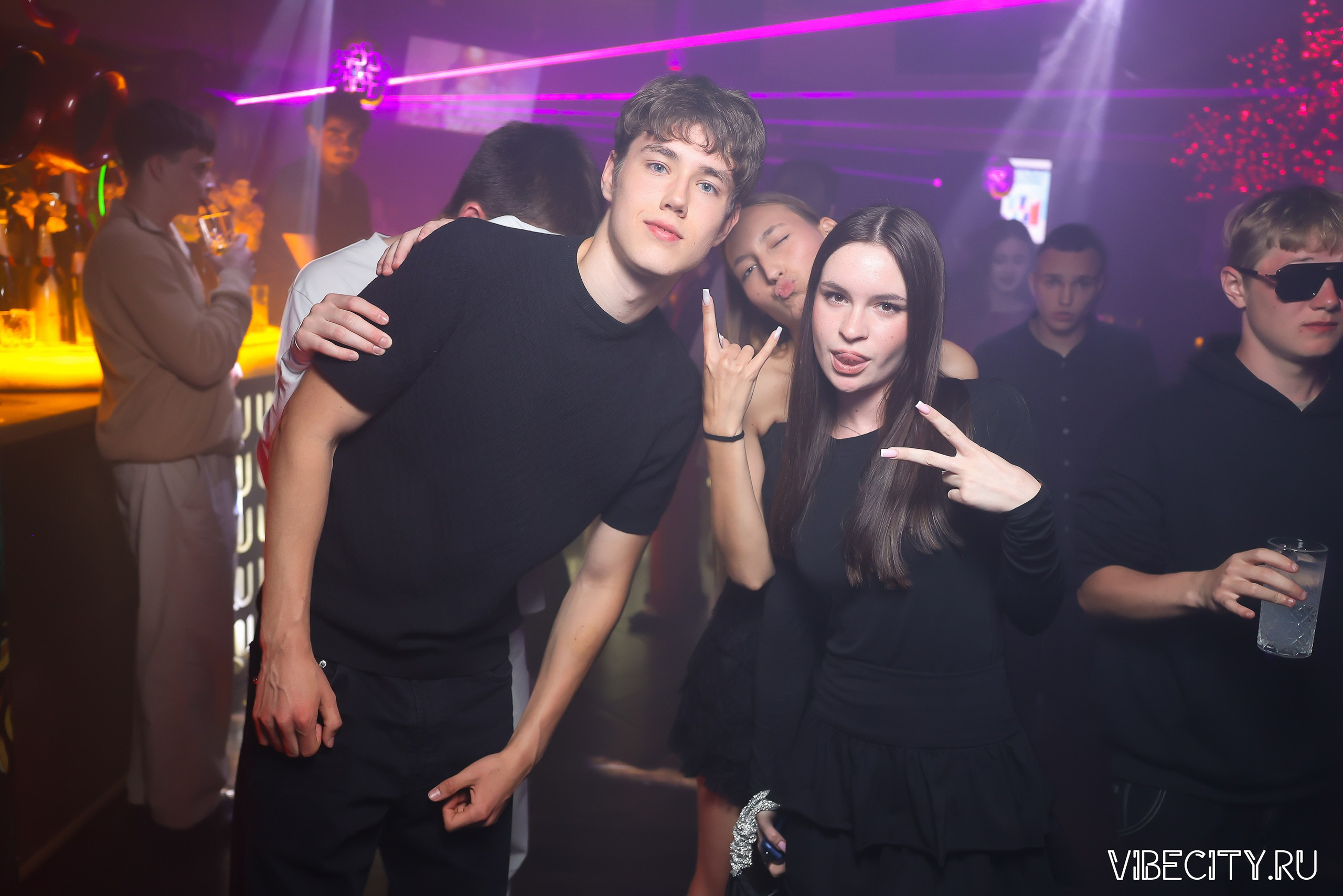 DOUBLE U. VIBECITY.RU Вайб Сити Ру Фоторепортажи Фотоотчеты Калининград