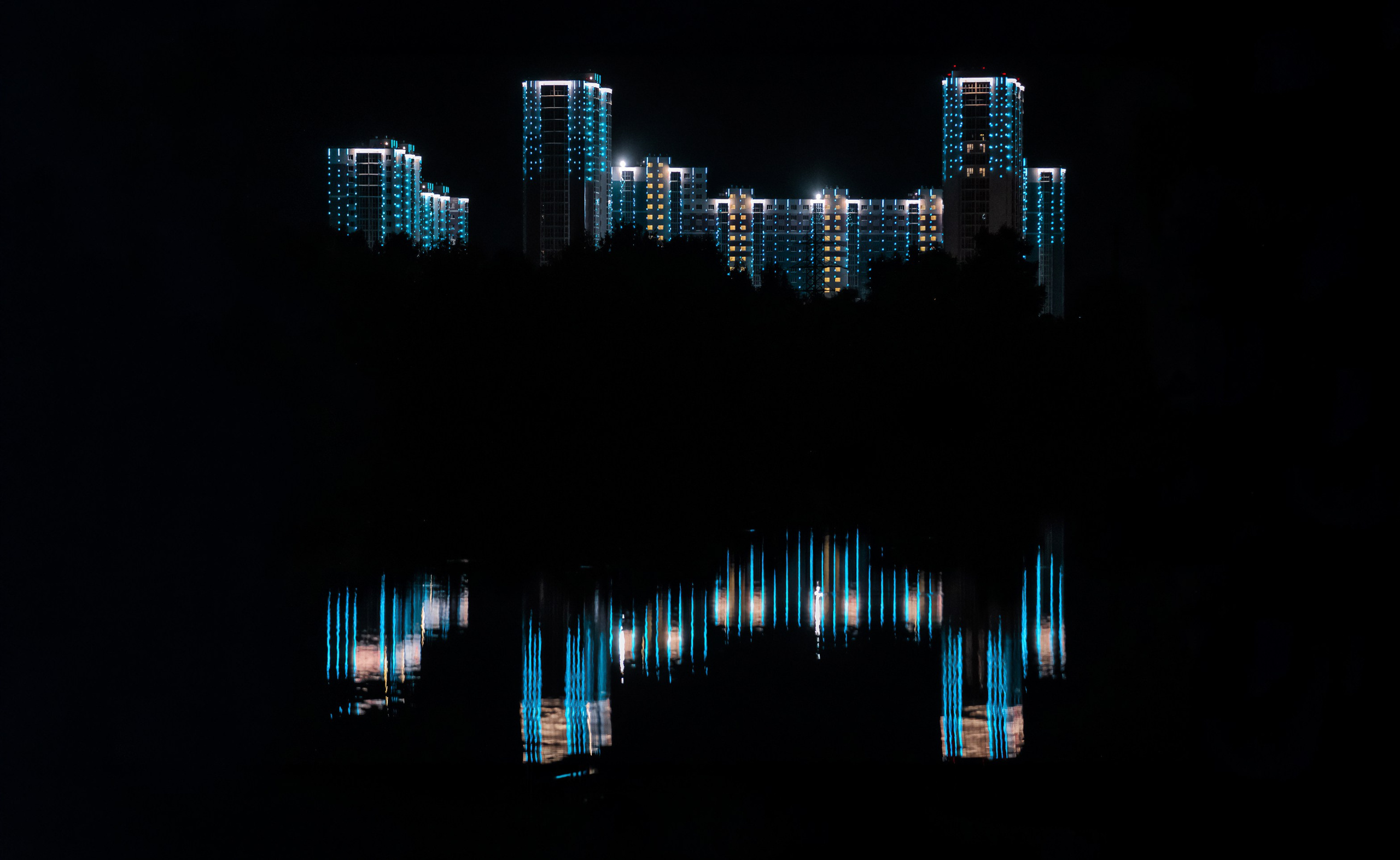 Город в ночи. Фотограф Елена Вишневская (Ушакова) Нефтеюганск, Сургут, Тюмень