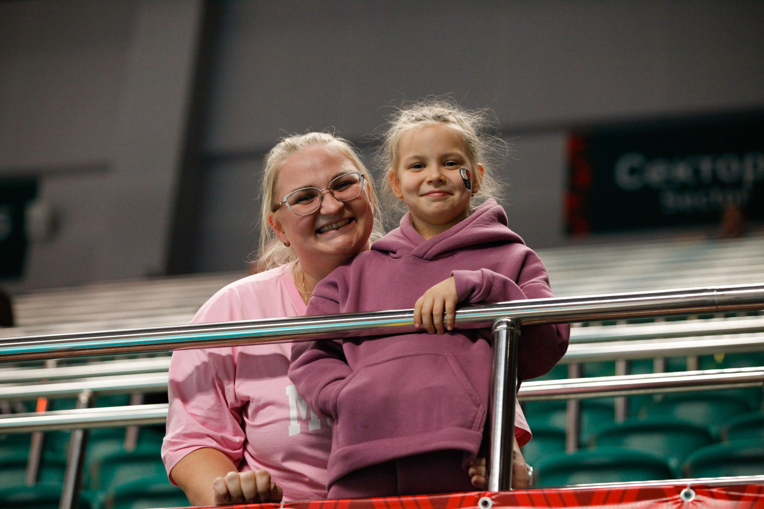 ВОЛЕЙБОЛ. Фото. Спортивный фотограф, трансляция, звук и свет в Новосибирске