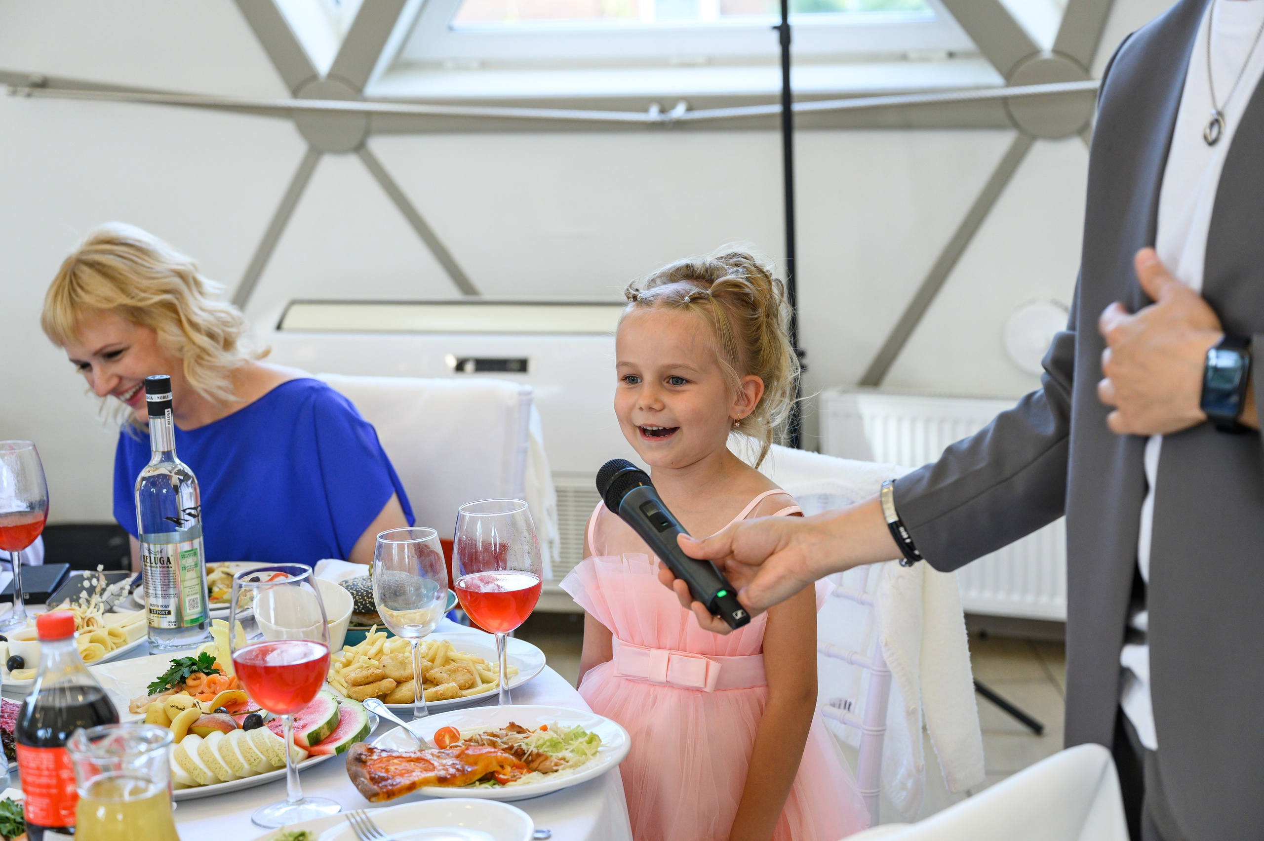 Свадебная фотосессия парк-отель Петрухино-клуб. Свадебный фотограф Москва Юрий Кульман