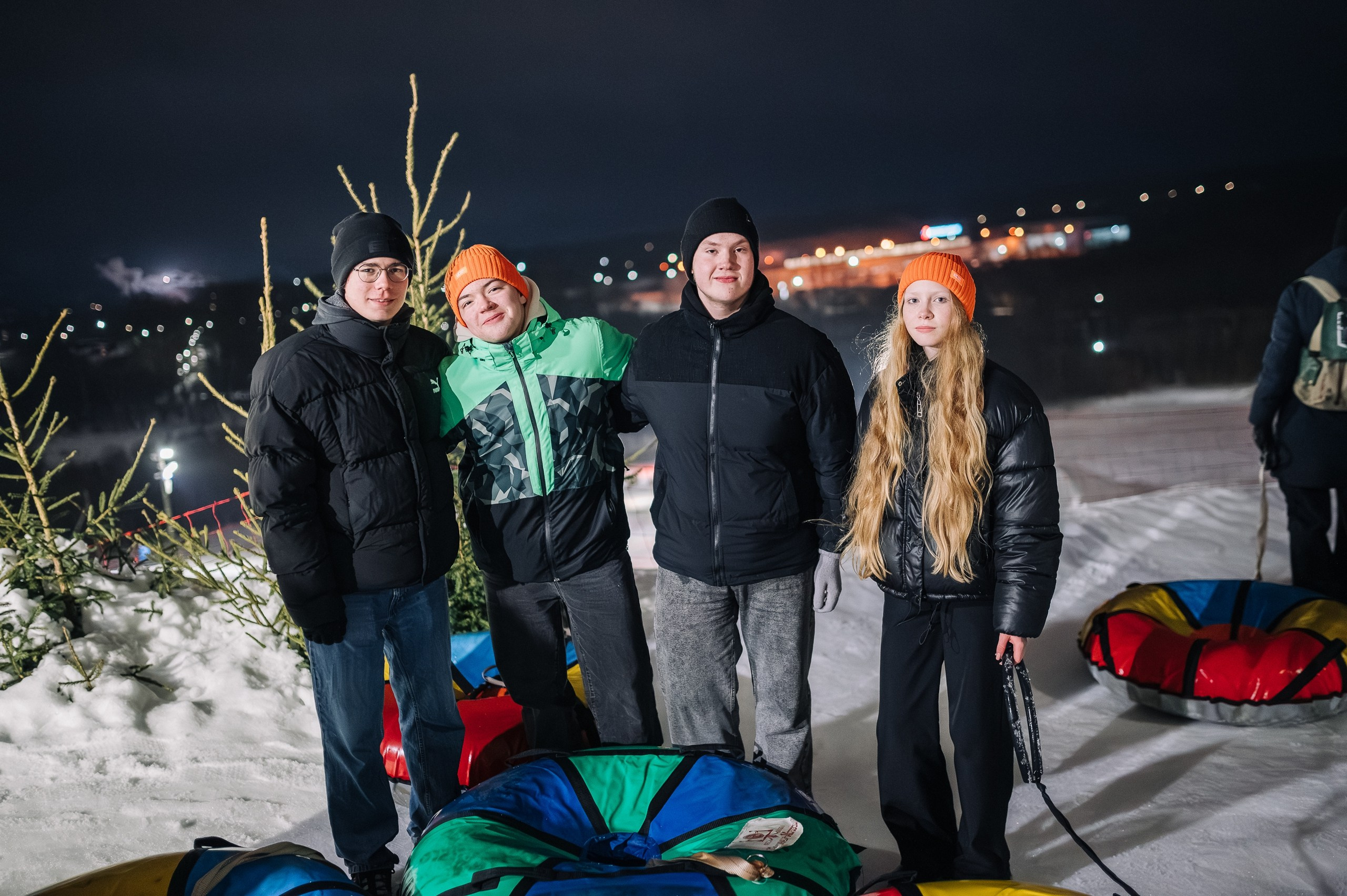 Награждение волонтерского корпуса 650-летия города Киров. Репортажный фотограф в Кирове Александр Лутошкин