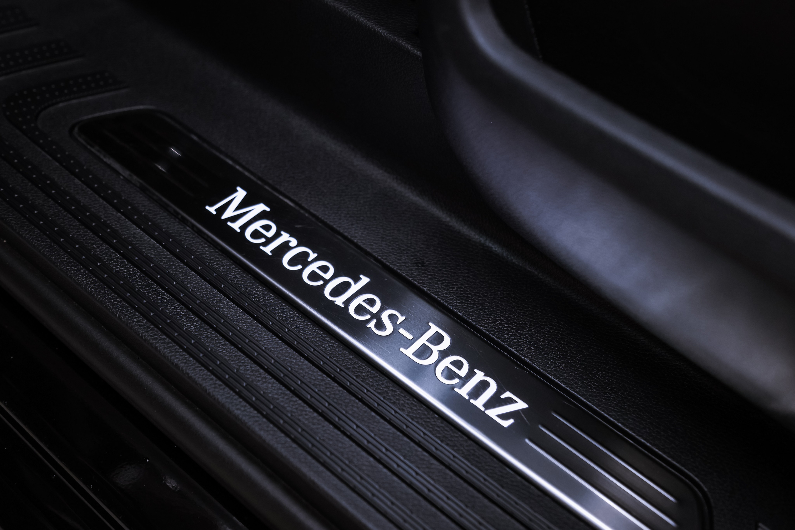 2024 MERCEDES BENZ V 300 d 4MATIC. Mixturecaptures