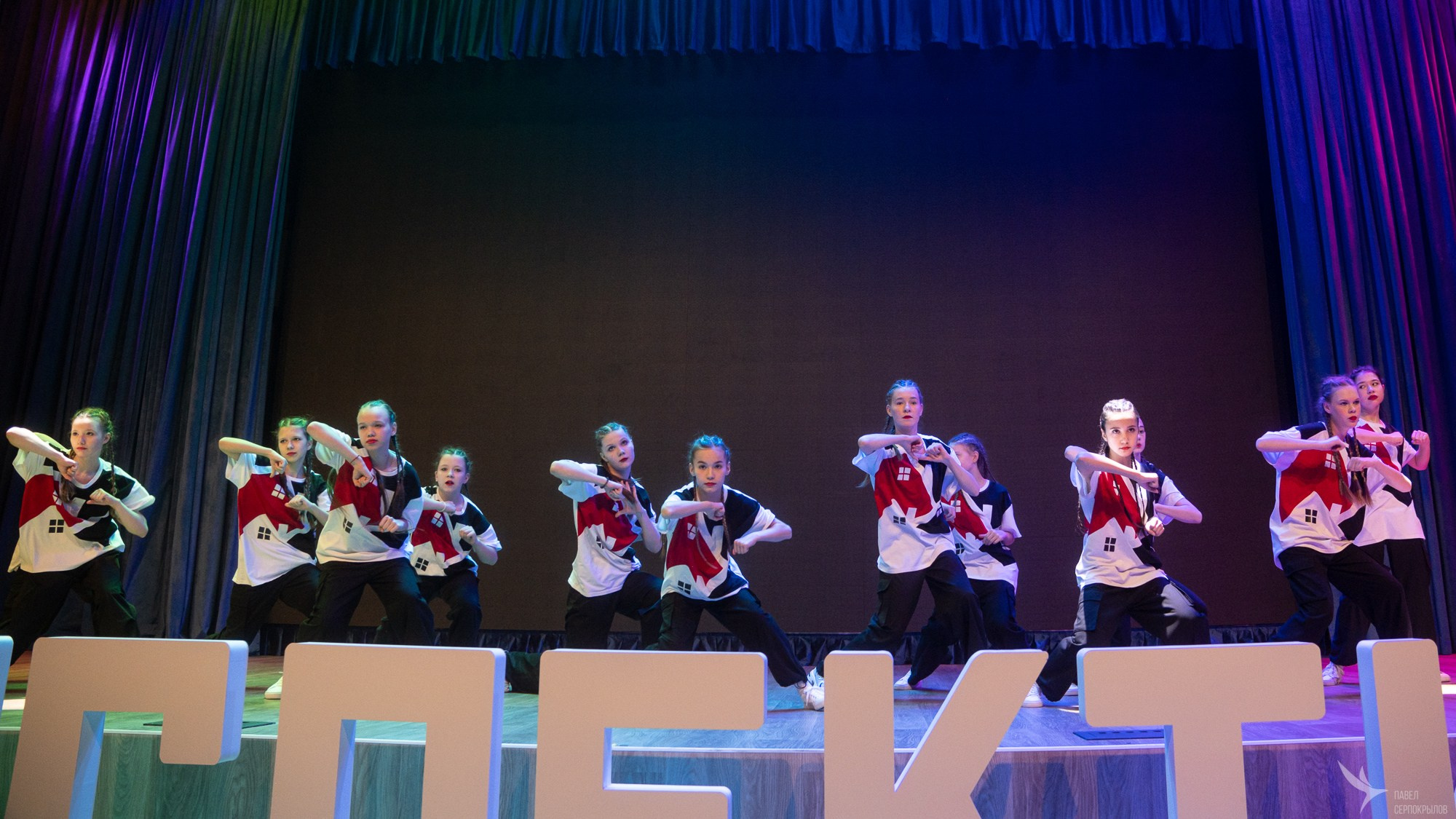 Танцевальный проспект. Репортажный фотограф в Казани Павел Серпокрылов