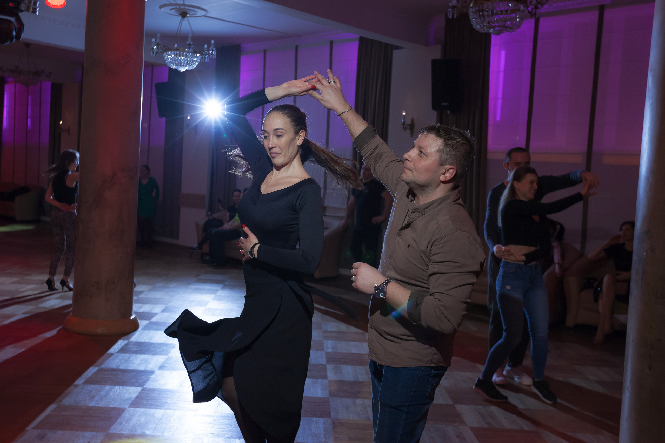 Вечер бачаты. Семейный и предметный фотограф Мария Львова Санкт-Петербург flitphoto