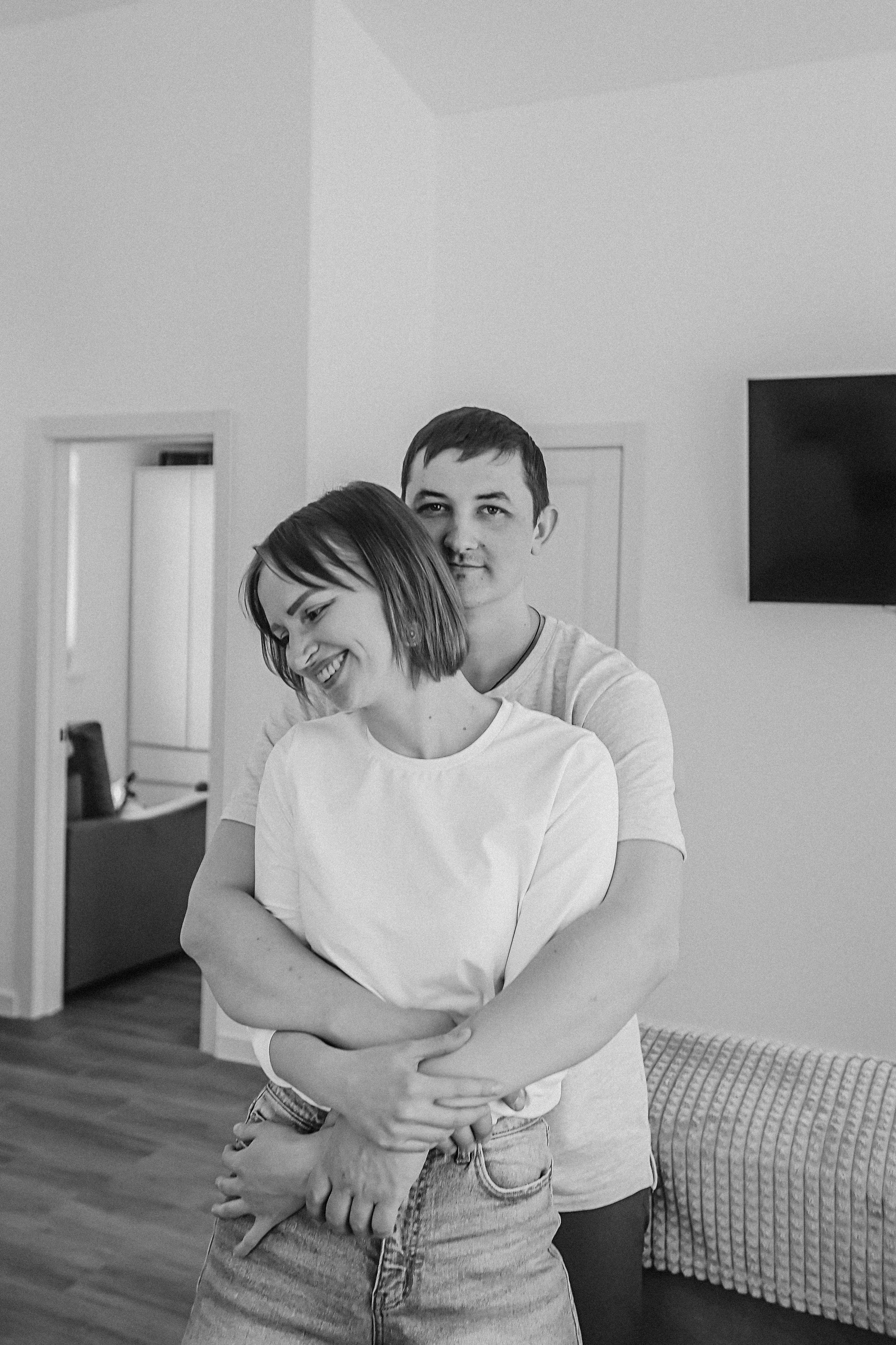 Семейная в домике (репортаж). Семейный фотограф Тюмень, фотограф на роды Салмина Мария