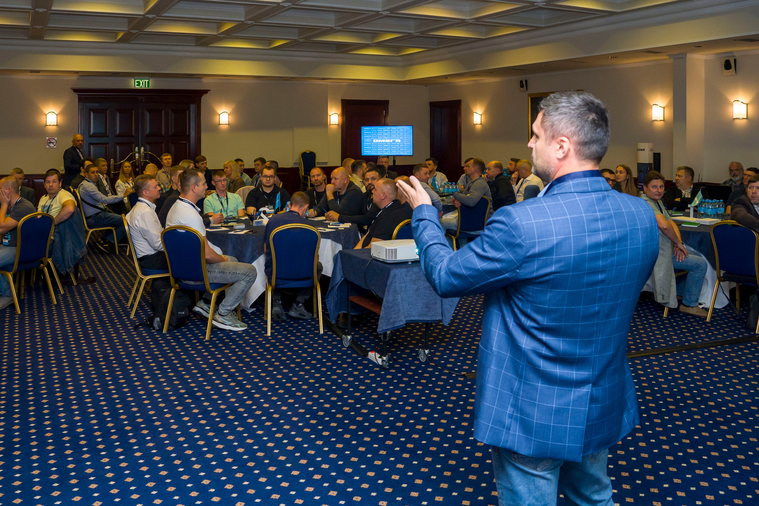 Семинары, тренинги, квизы. Фотограф в Санкт-Петербурге. Репортажная и все съёмки для бизнеса