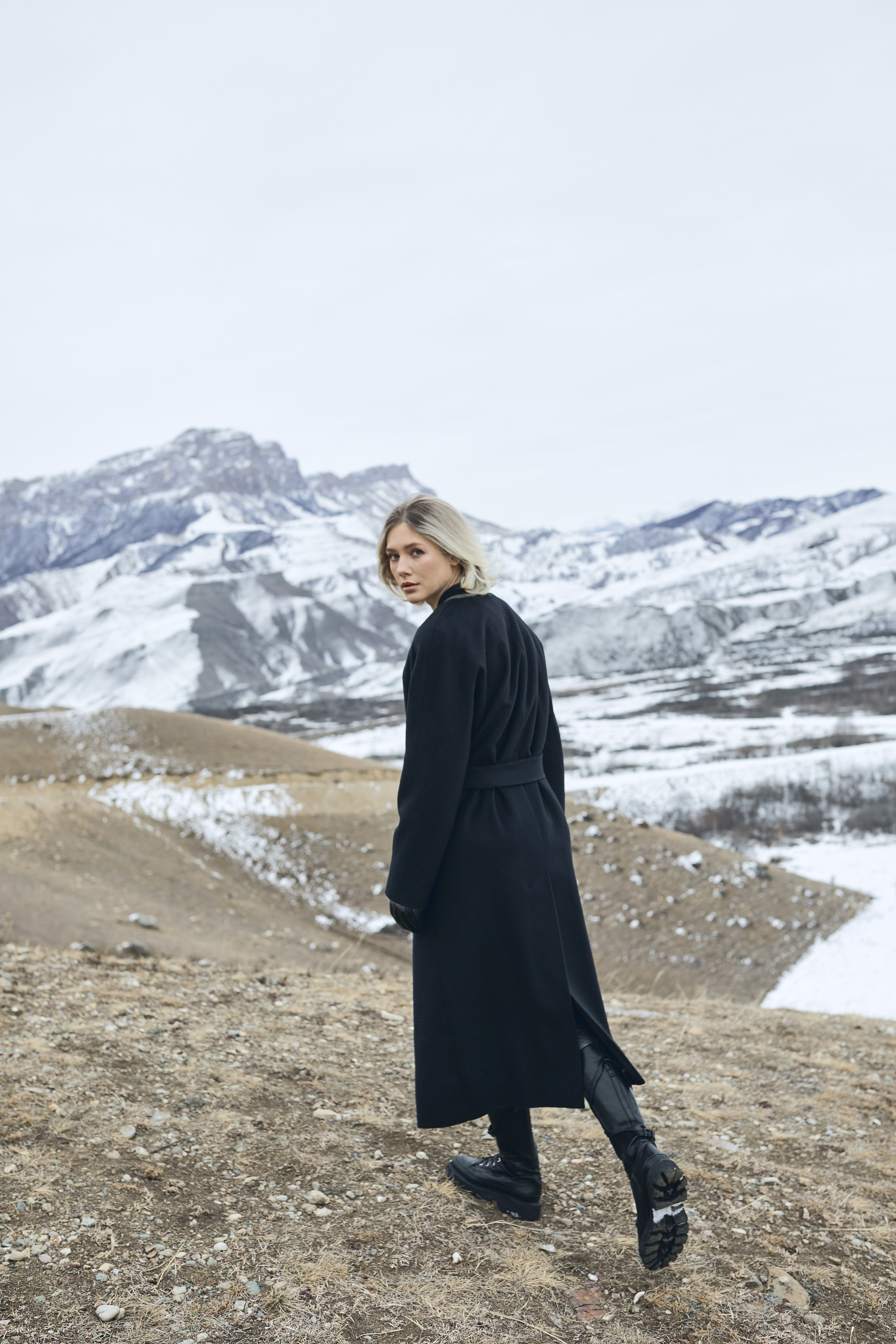 Выездная съемка для бренда одежды. Фотограф Продюсер в горах КБР / Москва  Нальчик Горы