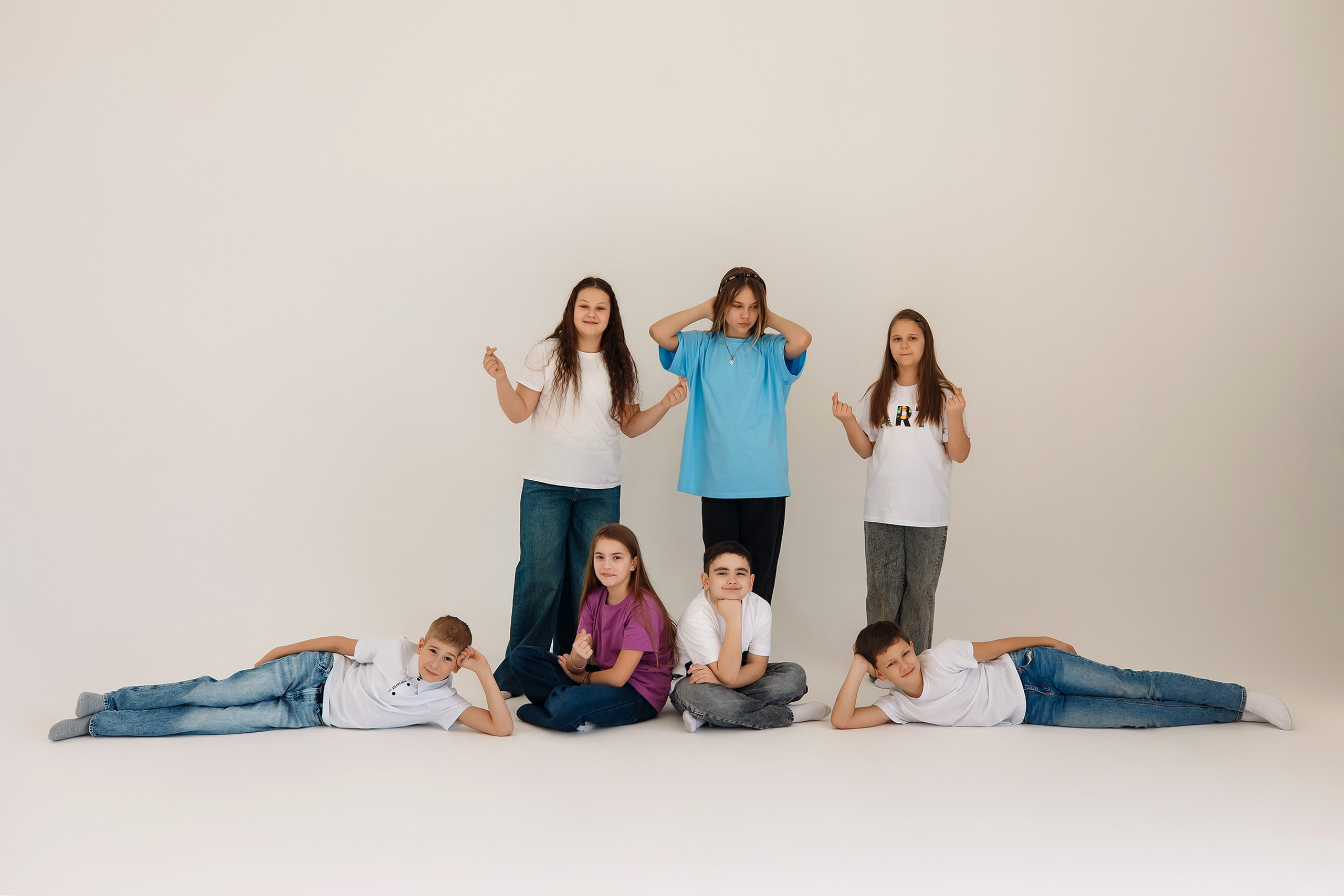 4 класс съемка в фотостудии. Фотограф Любовь Корниенко, Примоский край