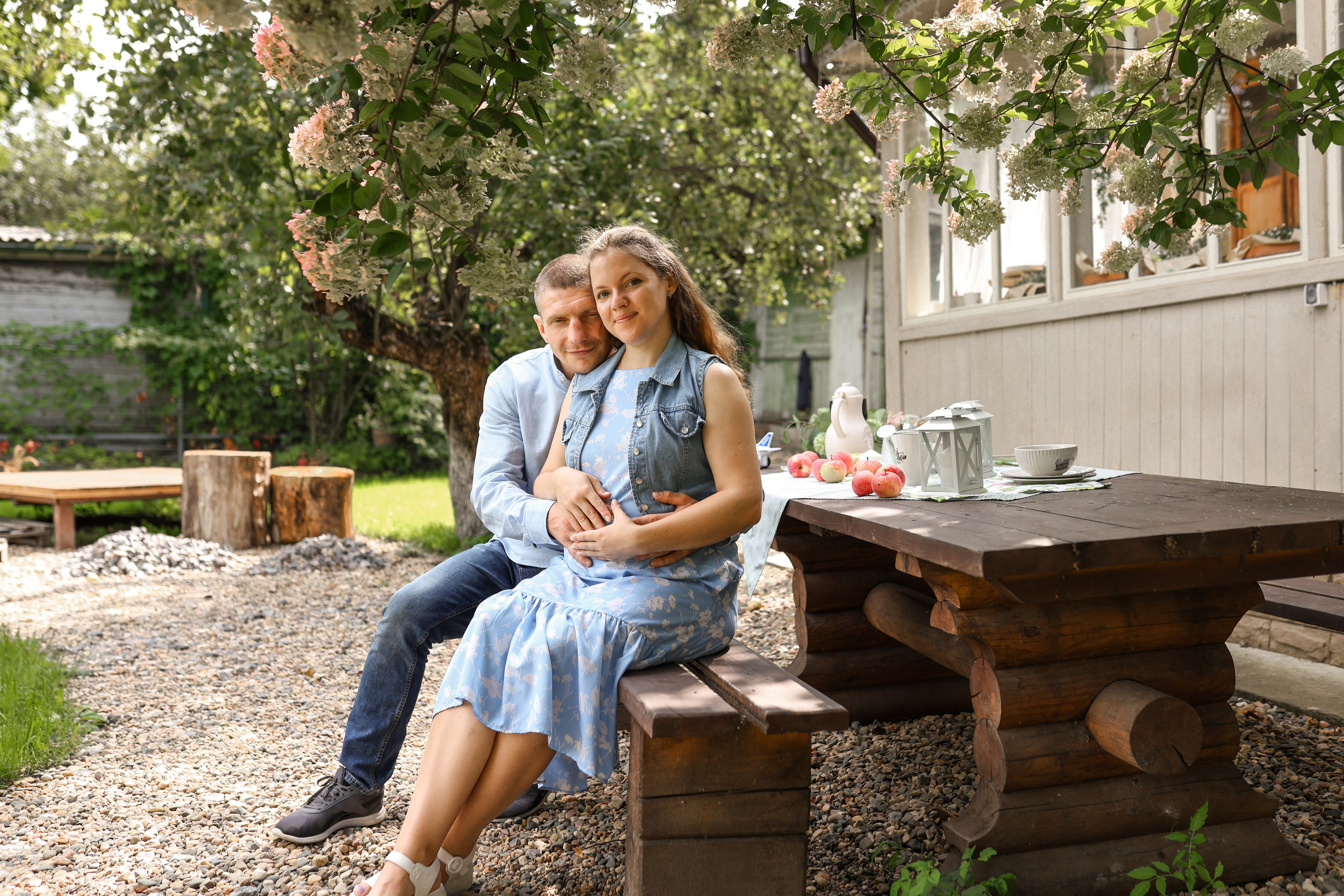 Фотосессия беременности в загородной студии Купавна. Фотограф в Железнодорожном и Балашихе