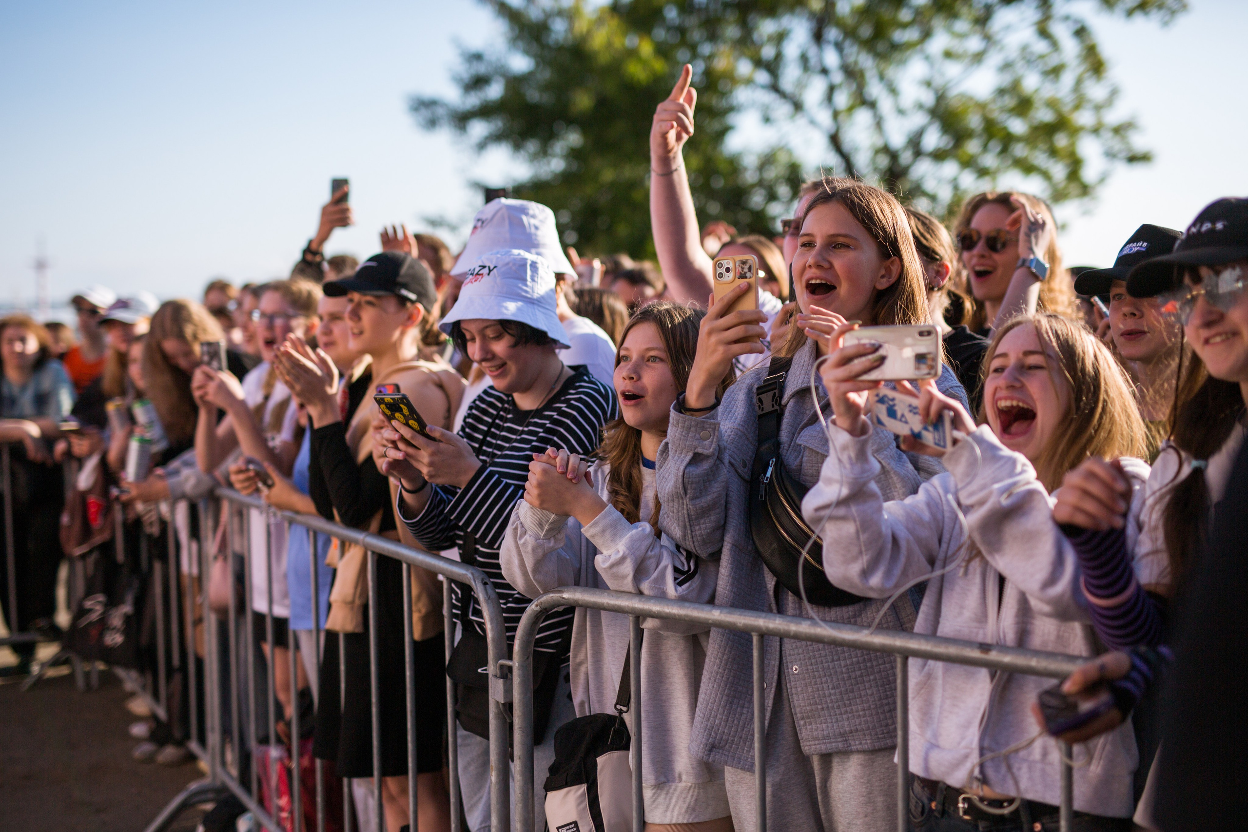 EAZY ENERGY / STOLAYROVxGABAR, квартал Брусницын. Портретный и репортажный фотограф в Санкт-Петербурге Елизавета Я
