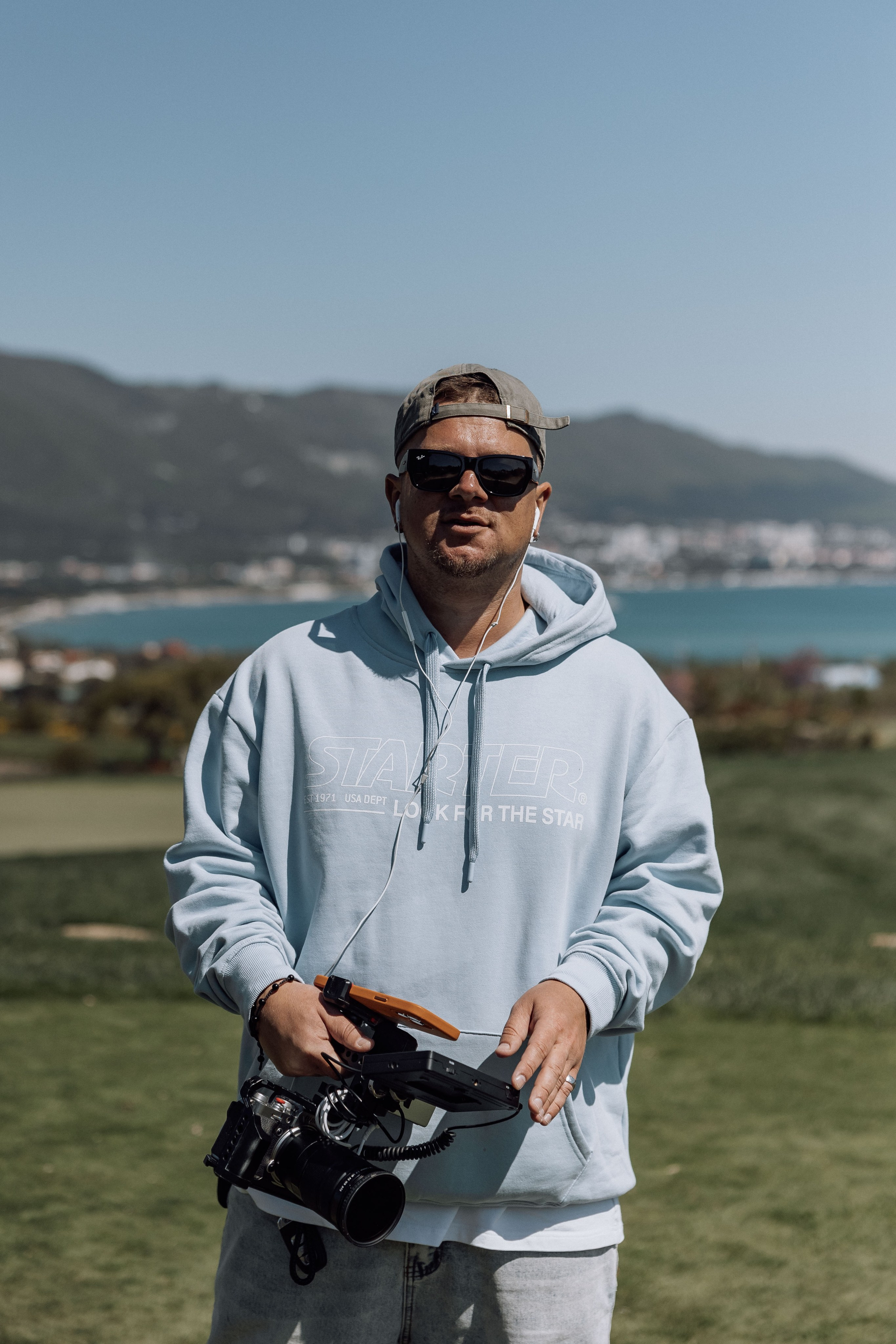 CONTACT. Tuman Film | Видеосъемка в Сочи и Дубае | Андрей Калитухо