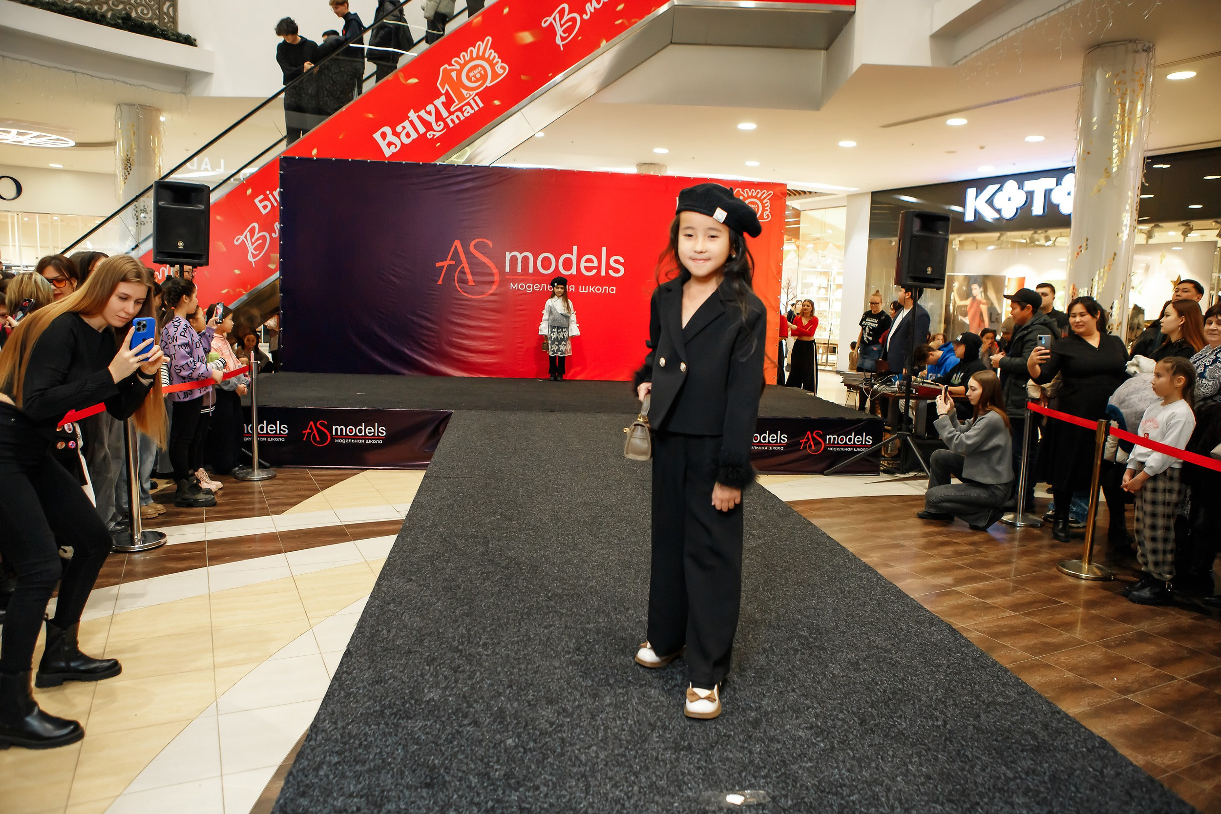 Fashion Show модельной школы AS Models. Кипятком Павлодар