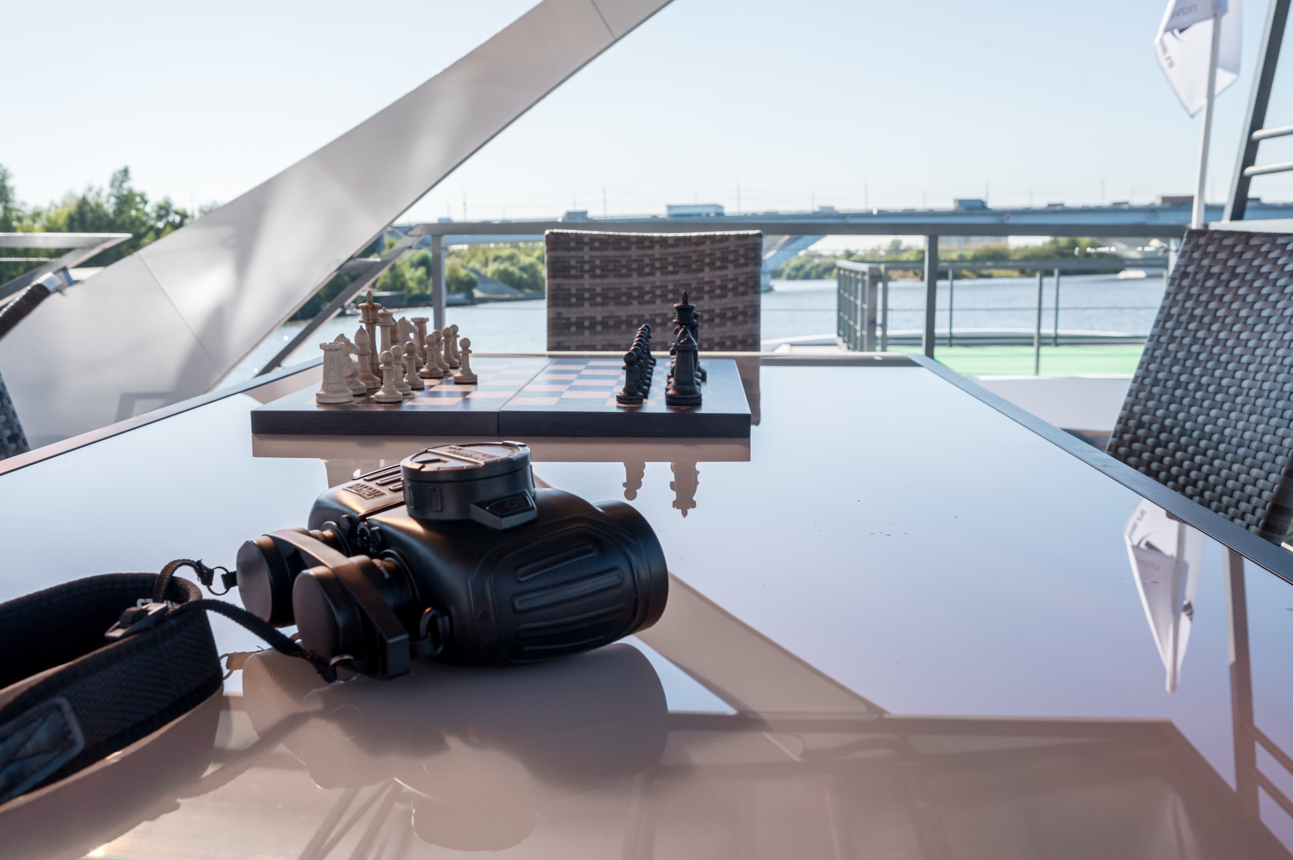 Хаусботы для вечеринок и бизнес-встреч. Интерьерный Фотограф Москва Криста FLY Труфанова