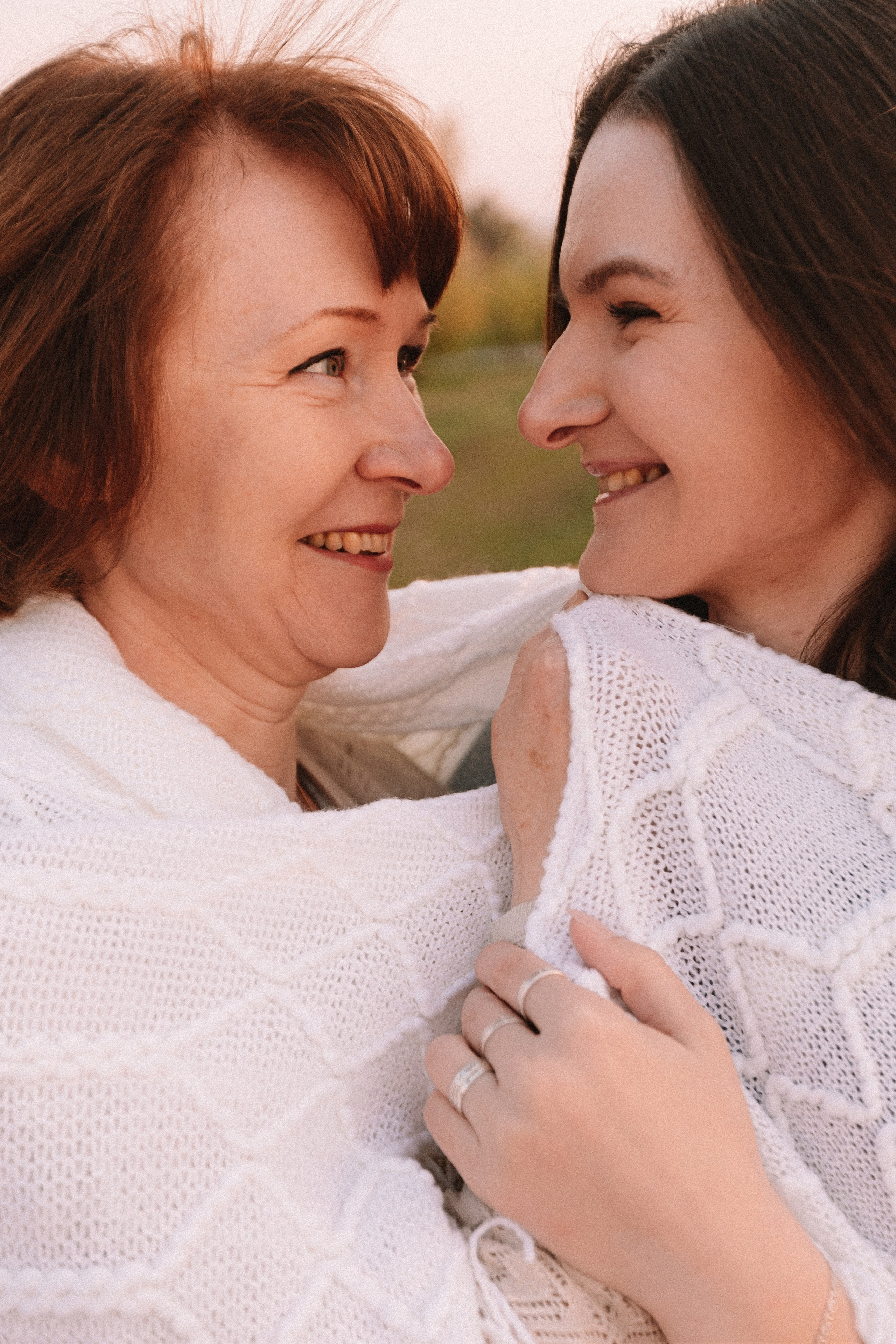 Яблони. Семейный фотограф Тюмень, фотограф на роды Салмина Мария