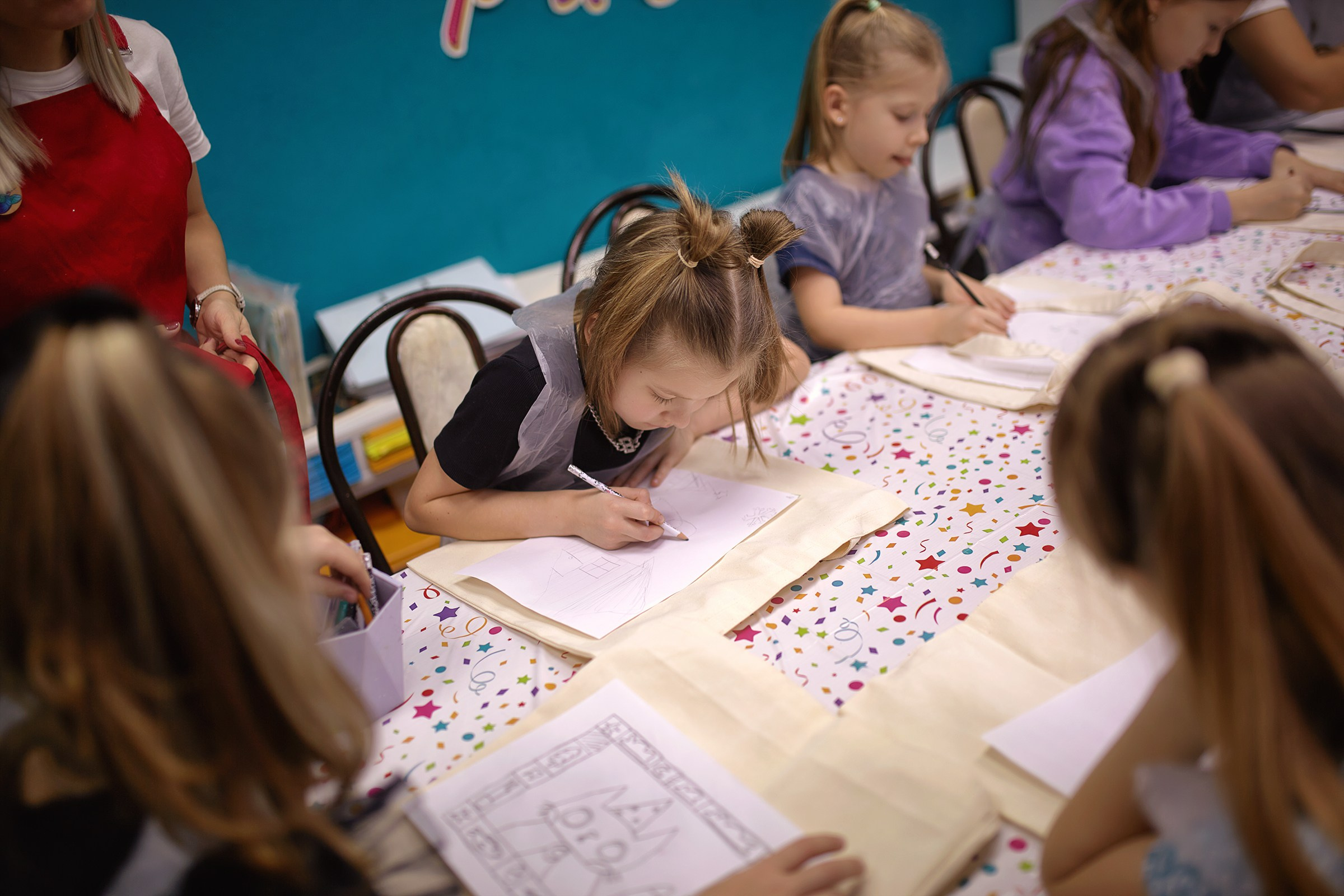 День рождения Полины (07.12.2024). Фотограф Роман Желтухин