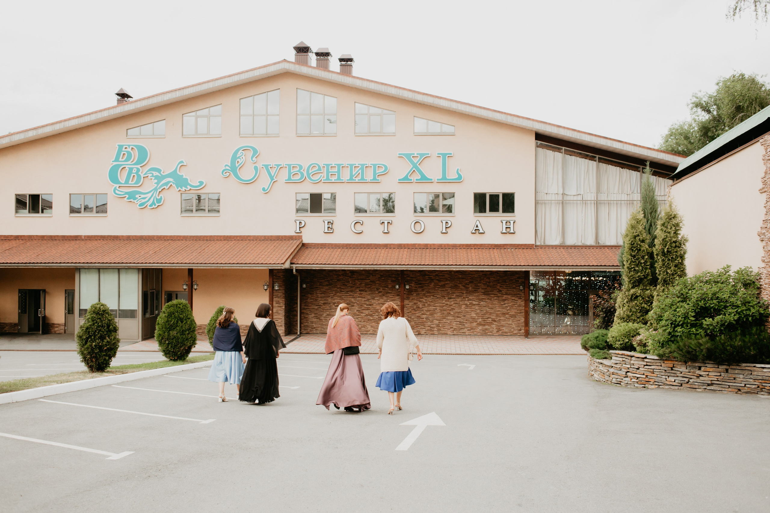 Выпускной. 11 лицей. Фотограф в Челябинске Ополихина Анна