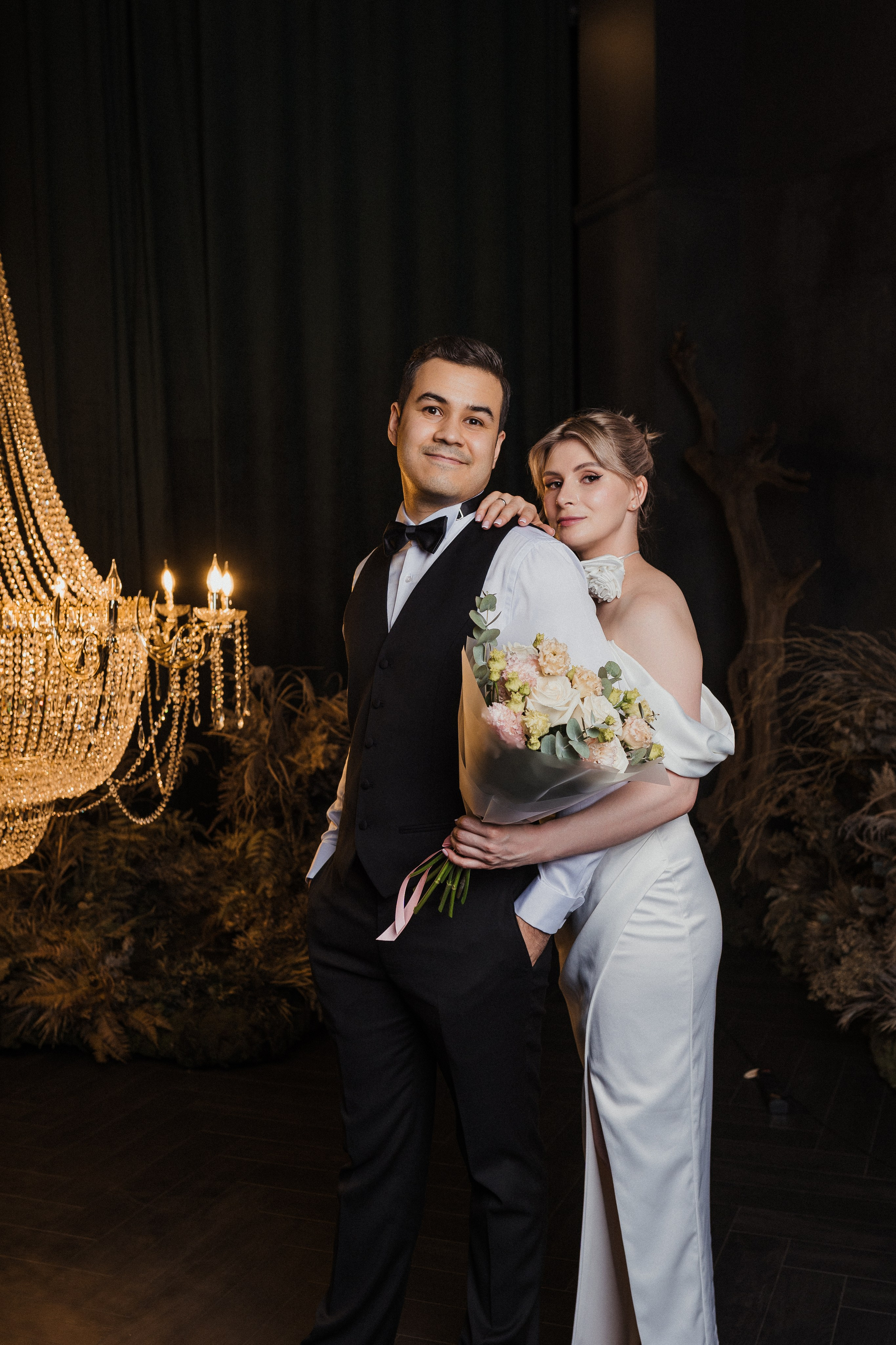 Свадебная фотопрогулка в Москве по центру. Свадебный фотограф в Москве Анна Полушина